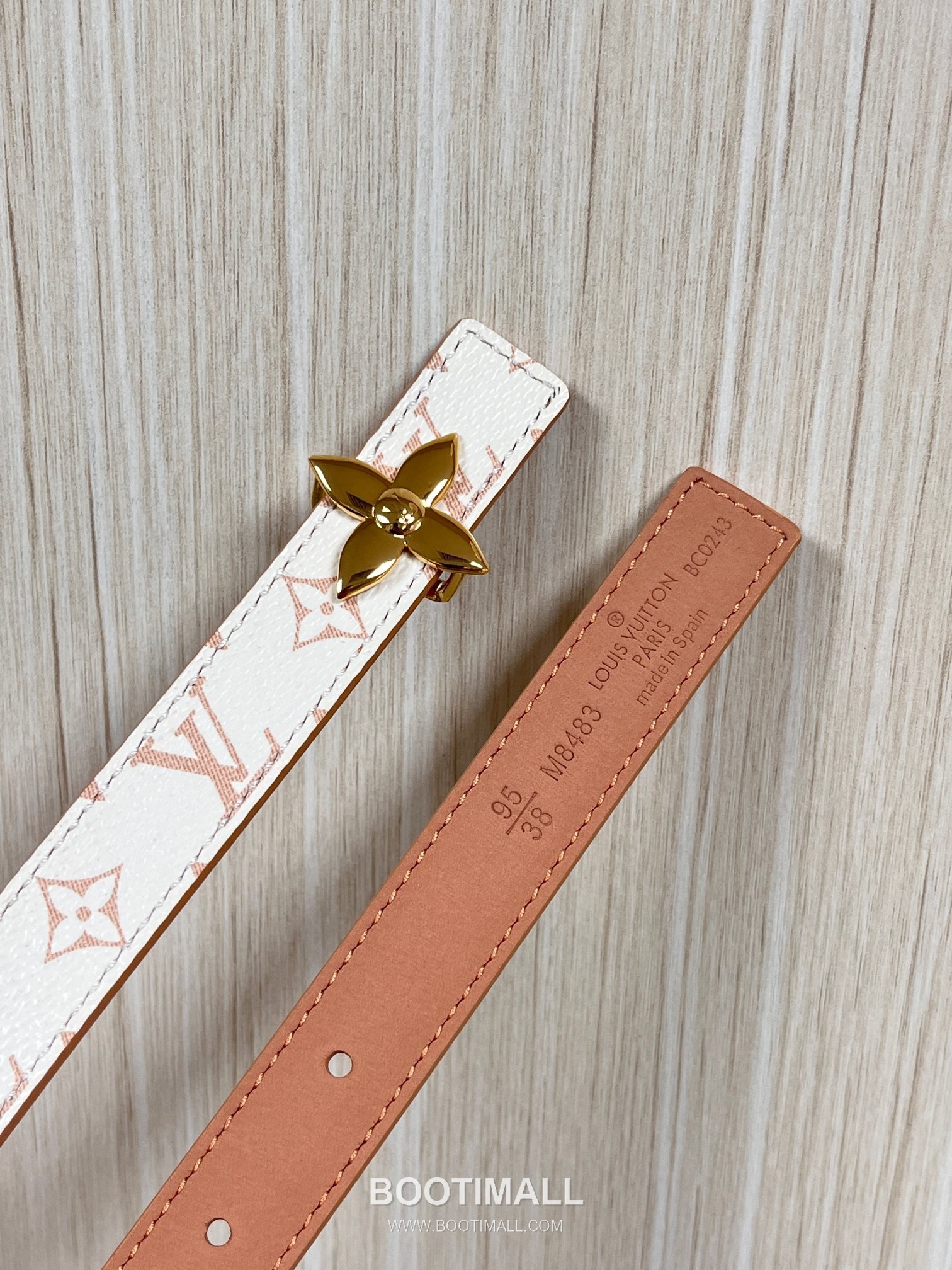 Louis Vuitton Monogram Canvas Calfskin Reversible Belt with LV Buckle Gold-Plated 루이비통 모노그램 캔버스 카프스킨 리버서블 벨트 LV 버클 황동 베이스 금도금 2.0cm 4