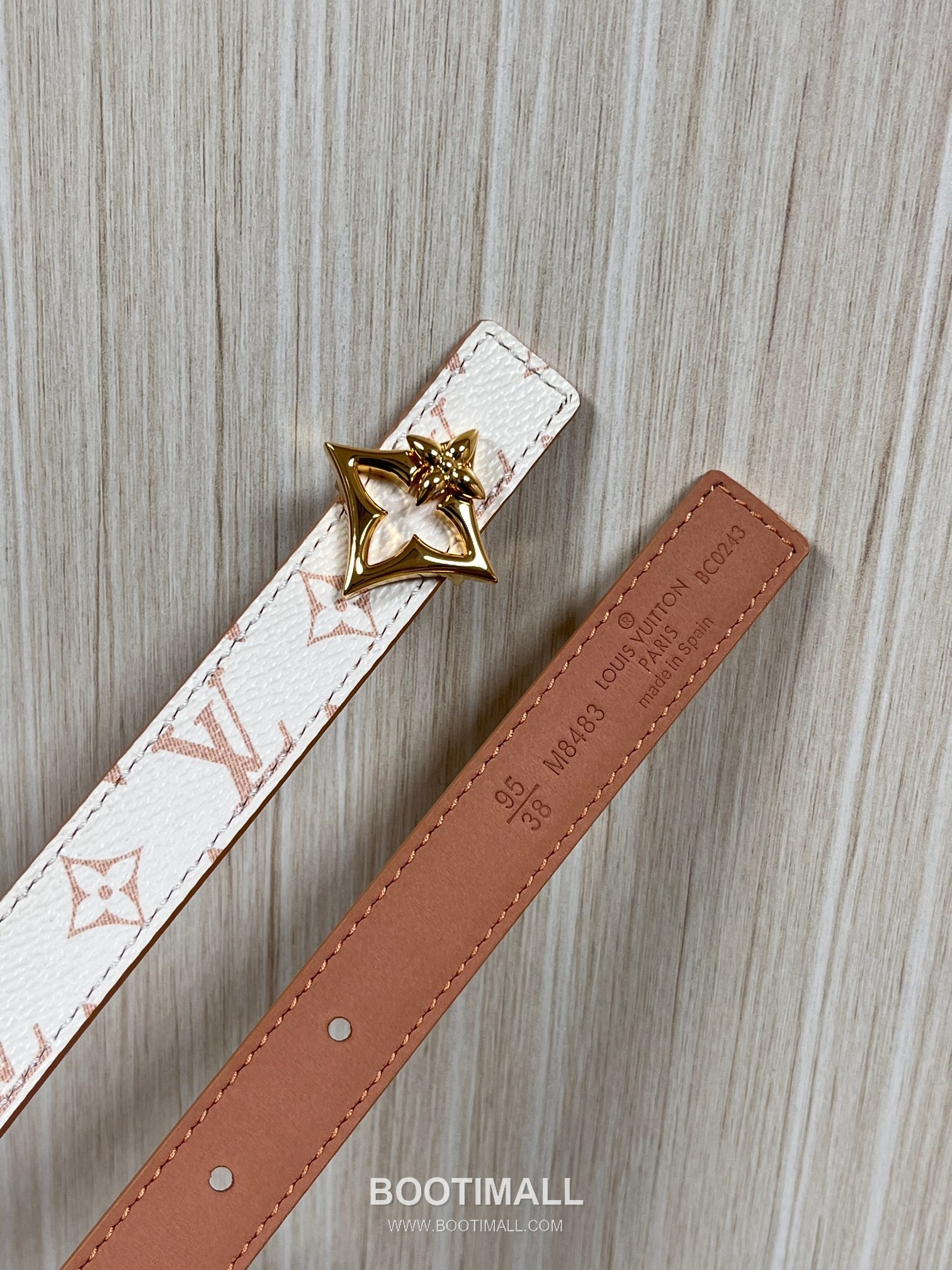 Louis Vuitton Monogram Canvas Calfskin Reversible Belt with LV Buckle Gold-Plated 루이비통 모노그램 캔버스 카프스킨 리버서블 벨트 LV 버클 황동 베이스 금도금 2.0cm 4