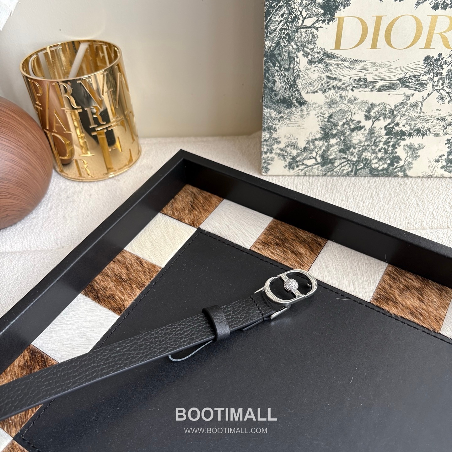 Dior Calfskin Leather Belt with Crystal CD Buckle Gold-Plated 디올 카프스킨 레더 벨트 크리스탈 CD 버클 황동 베이스 금도금 2.0cm 2