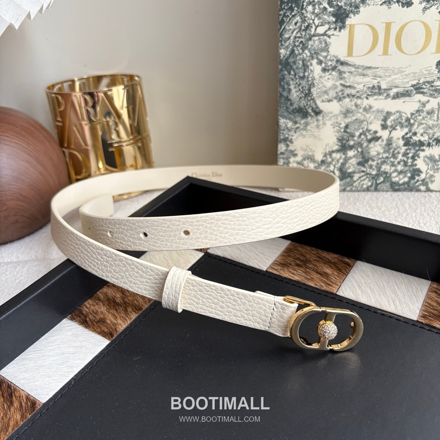 Dior Calfskin Leather Belt with Crystal CD Buckle Gold-Plated 디올 카프스킨 레더 벨트 크리스탈 CD 버클 황동 베이스 금도금 2.0cm 4