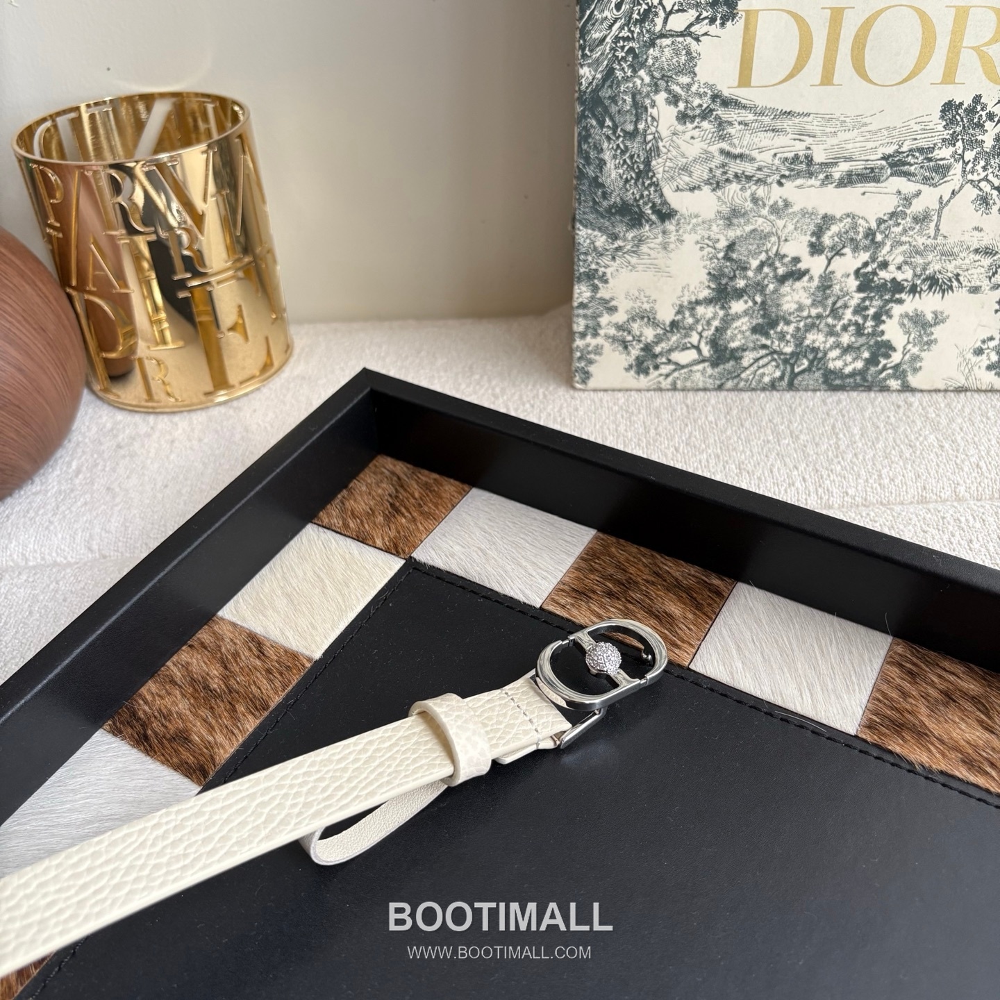 Dior Calfskin Leather Belt with Crystal CD Buckle Gold-Plated 디올 카프스킨 레더 벨트 크리스탈 CD 버클 황동 베이스 금도금 2.0cm 2