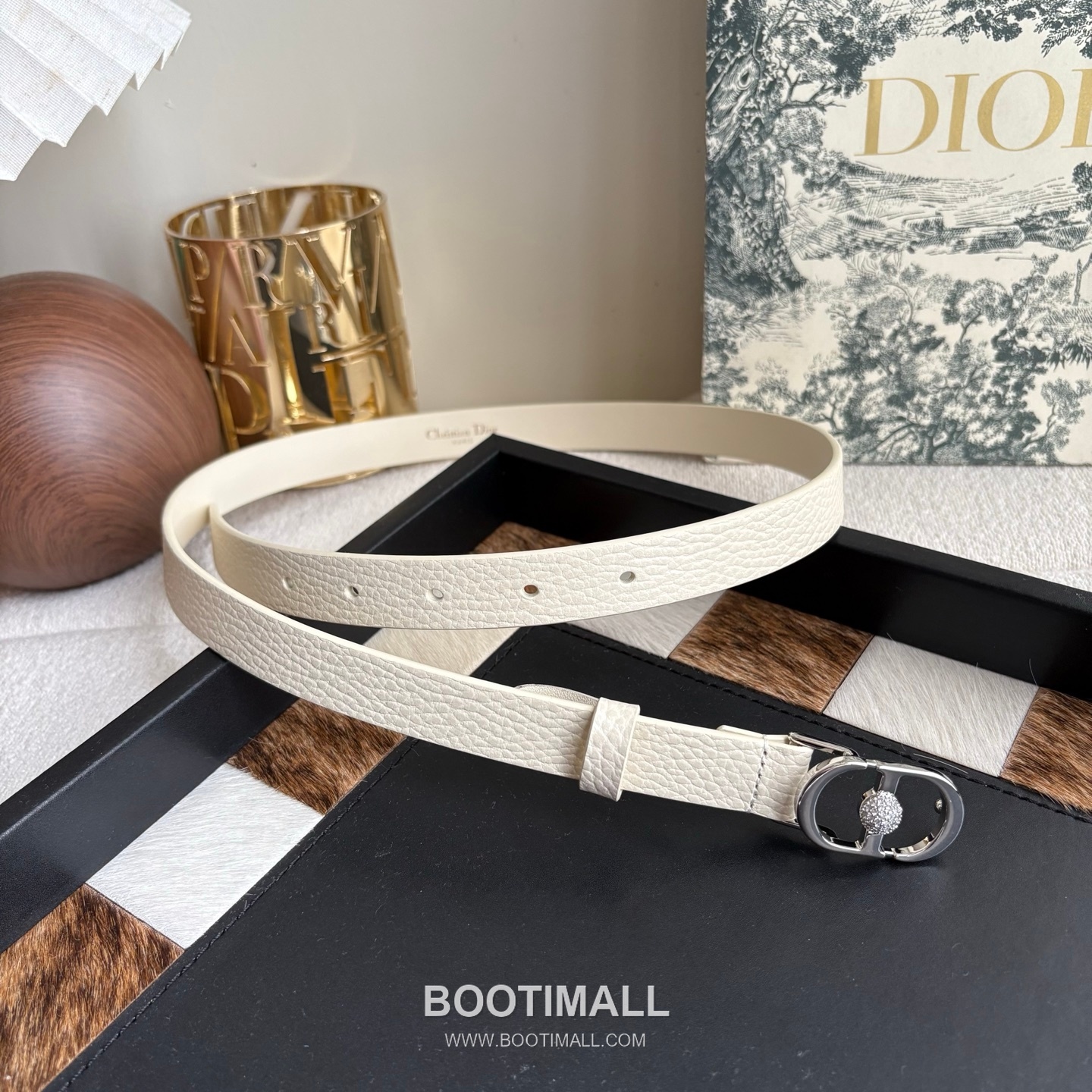 Dior Calfskin Leather Belt with Crystal CD Buckle Gold-Plated 디올 카프스킨 레더 벨트 크리스탈 CD 버클 황동 베이스 금도금 2.0cm 4
