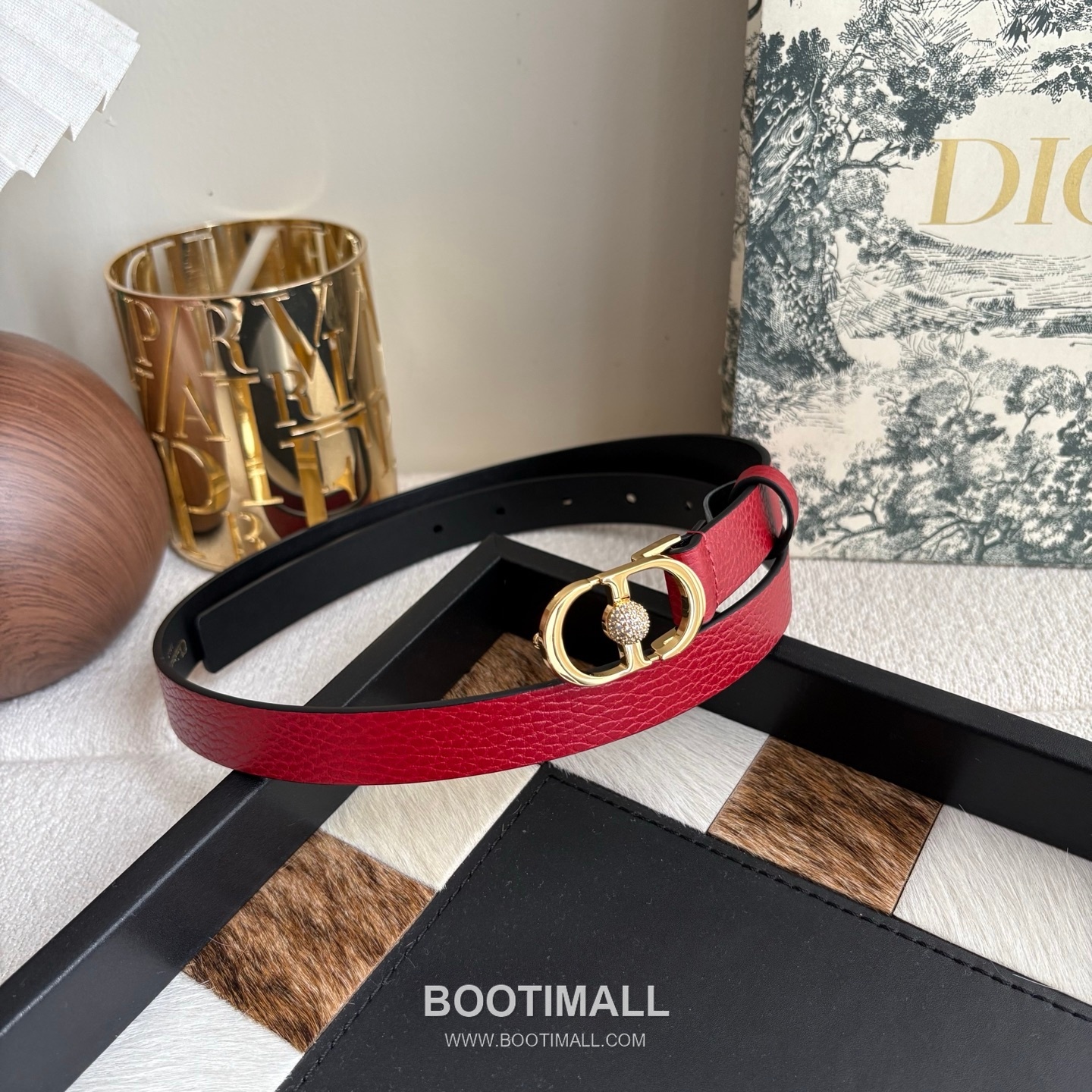 Dior Calfskin Leather Belt with Crystal CD Buckle Gold-Plated 디올 카프스킨 레더 벨트 크리스탈 CD 버클 황동 베이스 금도금 2.0cm 1