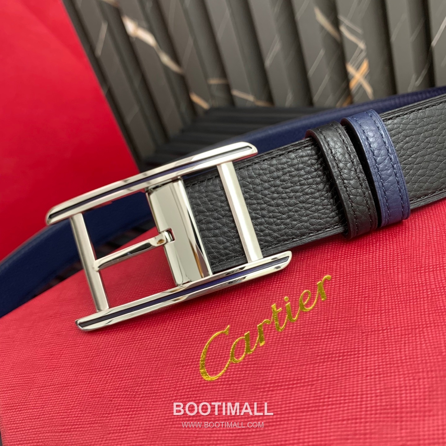 Cartier Calfskin Embossed Leather Reversible Belt with Logo Pin Buckle Palladium 까르띠에 카프스킨 엠보싱 레더 리버서블 벨트 로고 핀 버클 황동 베이스 팔라듐 피니시 3.5cm 5