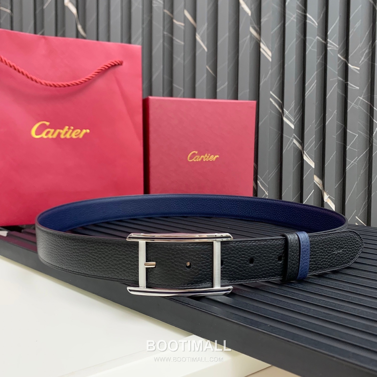 Cartier Calfskin Embossed Leather Reversible Belt with Logo Pin Buckle Palladium 까르띠에 카프스킨 엠보싱 레더 리버서블 벨트 로고 핀 버클 황동 베이스 팔라듐 피니시 3.5cm 7