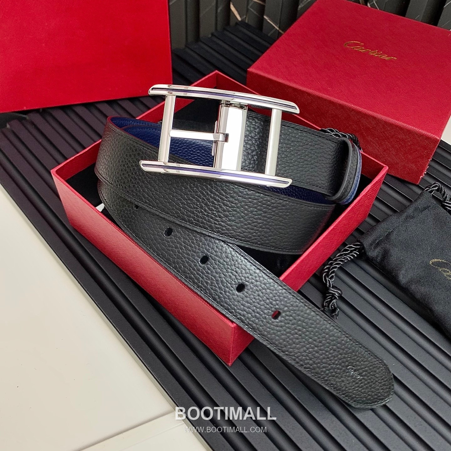 Cartier Calfskin Embossed Leather Reversible Belt with Logo Pin Buckle Palladium 까르띠에 카프스킨 엠보싱 레더 리버서블 벨트 로고 핀 버클 황동 베이스 팔라듐 피니시 3.5cm 8