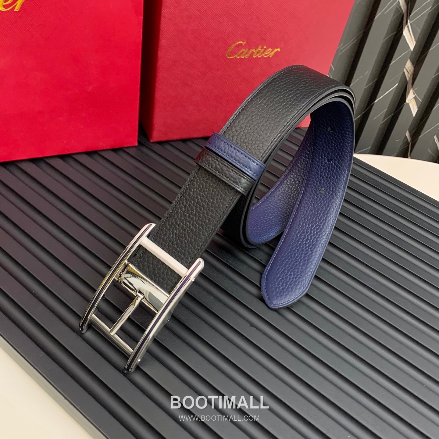Cartier Calfskin Embossed Leather Reversible Belt with Logo Pin Buckle Palladium 까르띠에 카프스킨 엠보싱 레더 리버서블 벨트 로고 핀 버클 황동 베이스 팔라듐 피니시 3.5cm 9
