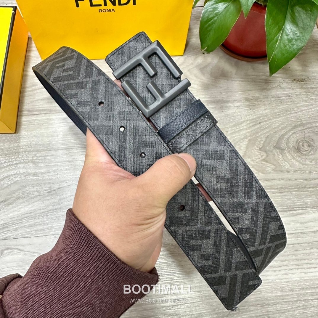 Fendi FF Cuoio Romano Calfskin Reversible Belt with FF Logo Buckle Palladium 펜디 FF 쿠오이오 로마노 카프스킨 리버서블 벨트 FF 로고 버클 황동 베이스 팔라듐 피니시 4.0cm 2