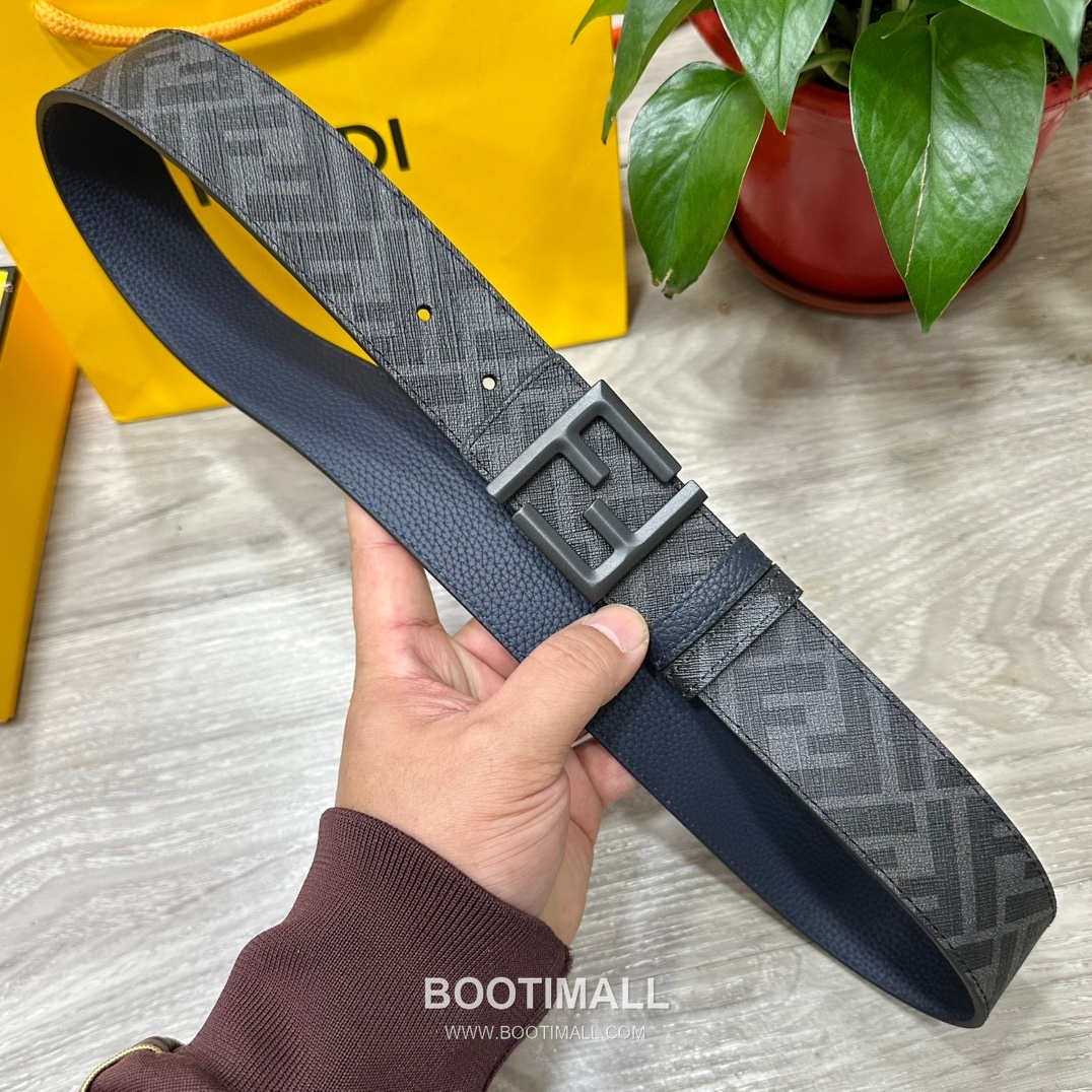 Fendi FF Cuoio Romano Calfskin Reversible Belt with FF Logo Buckle Palladium 펜디 FF 쿠오이오 로마노 카프스킨 리버서블 벨트 FF 로고 버클 황동 베이스 팔라듐 피니시 4.0cm 3