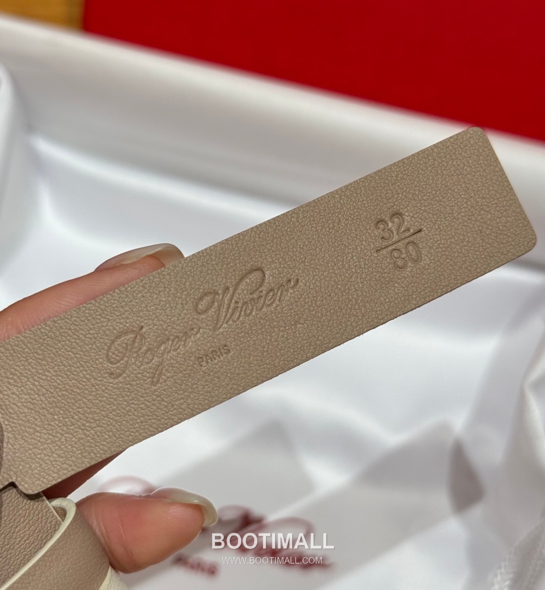 Roger Vivier Calfskin Leather Reversible Belt with Square Logo Buckle Gold-Plated 로저비비에 카프스킨 레더 리버서블 벨트 스퀘어 로고 버클 황동 베이스 금도금 3.0cm 9