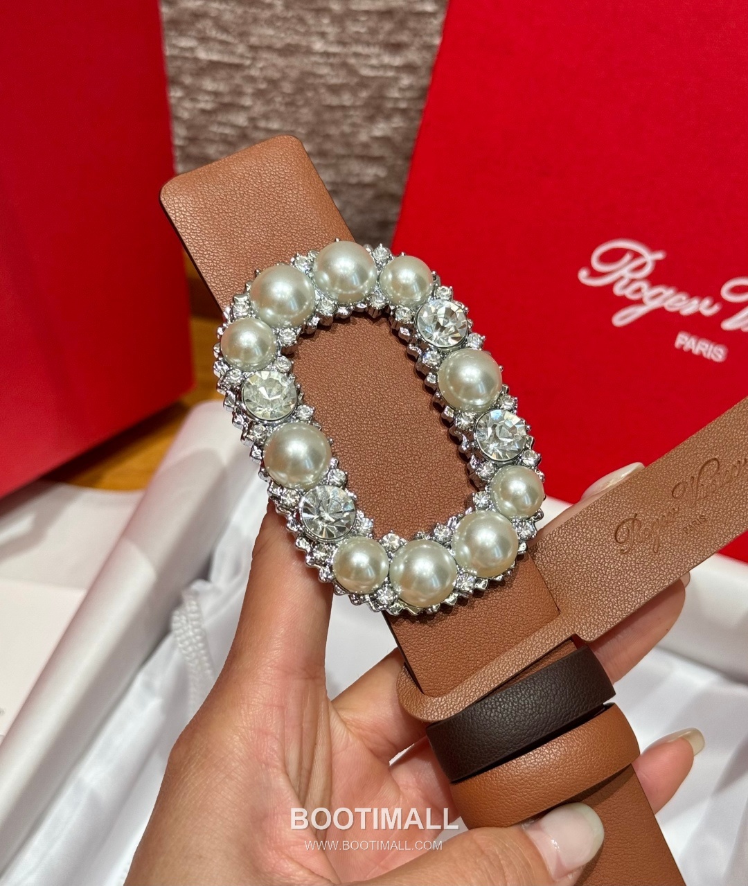 Roger Vivier Calfskin Leather Reversible Belt with Square Logo Buckle Gold-Plated 로저비비에 카프스킨 레더 리버서블 벨트 스퀘어 로고 버클 황동 베이스 금도금 3.0cm 7