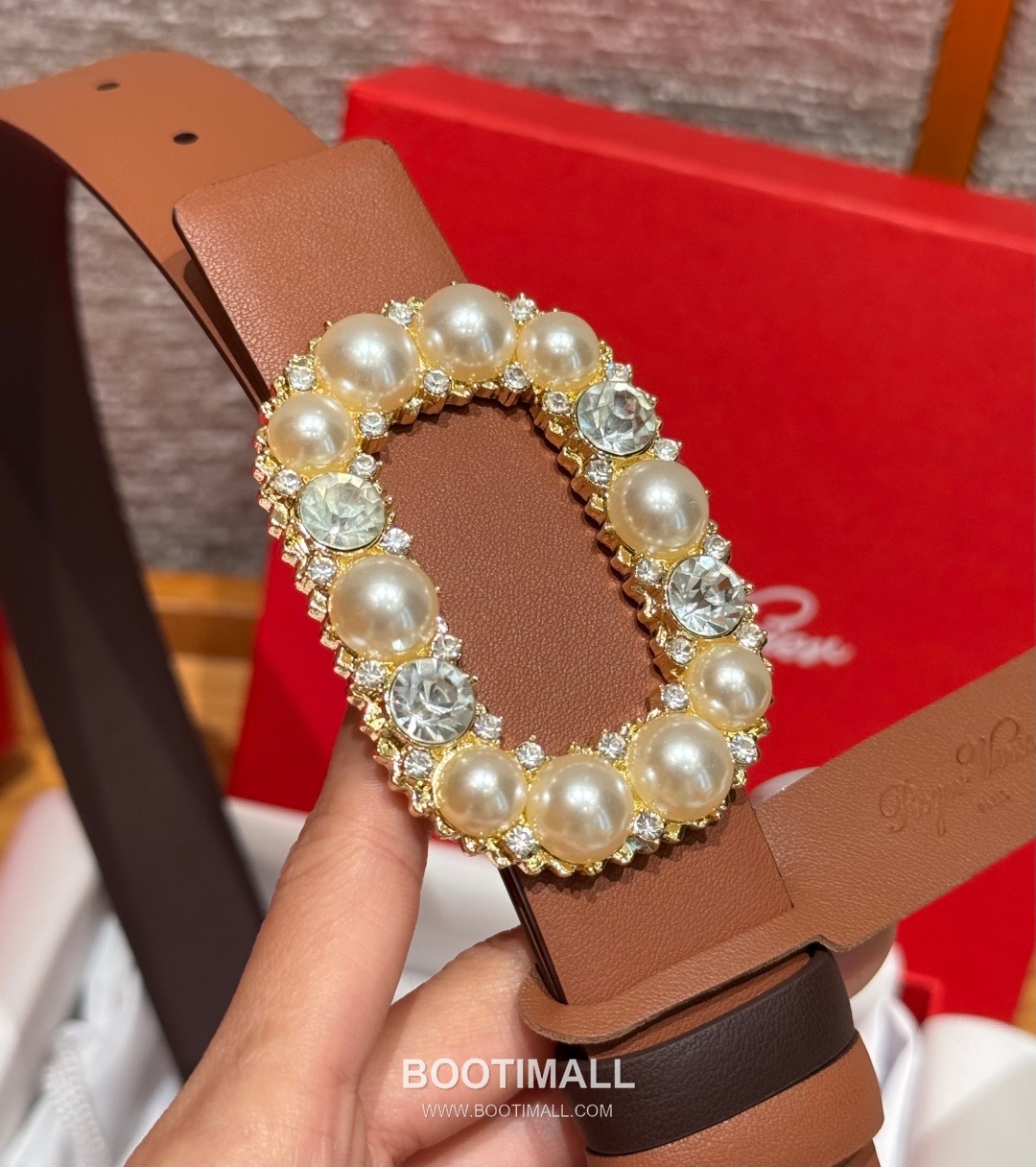 Roger Vivier Calfskin Leather Reversible Belt with Square Logo Buckle Gold-Plated 로저비비에 카프스킨 레더 리버서블 벨트 스퀘어 로고 버클 황동 베이스 금도금 3.0cm 4