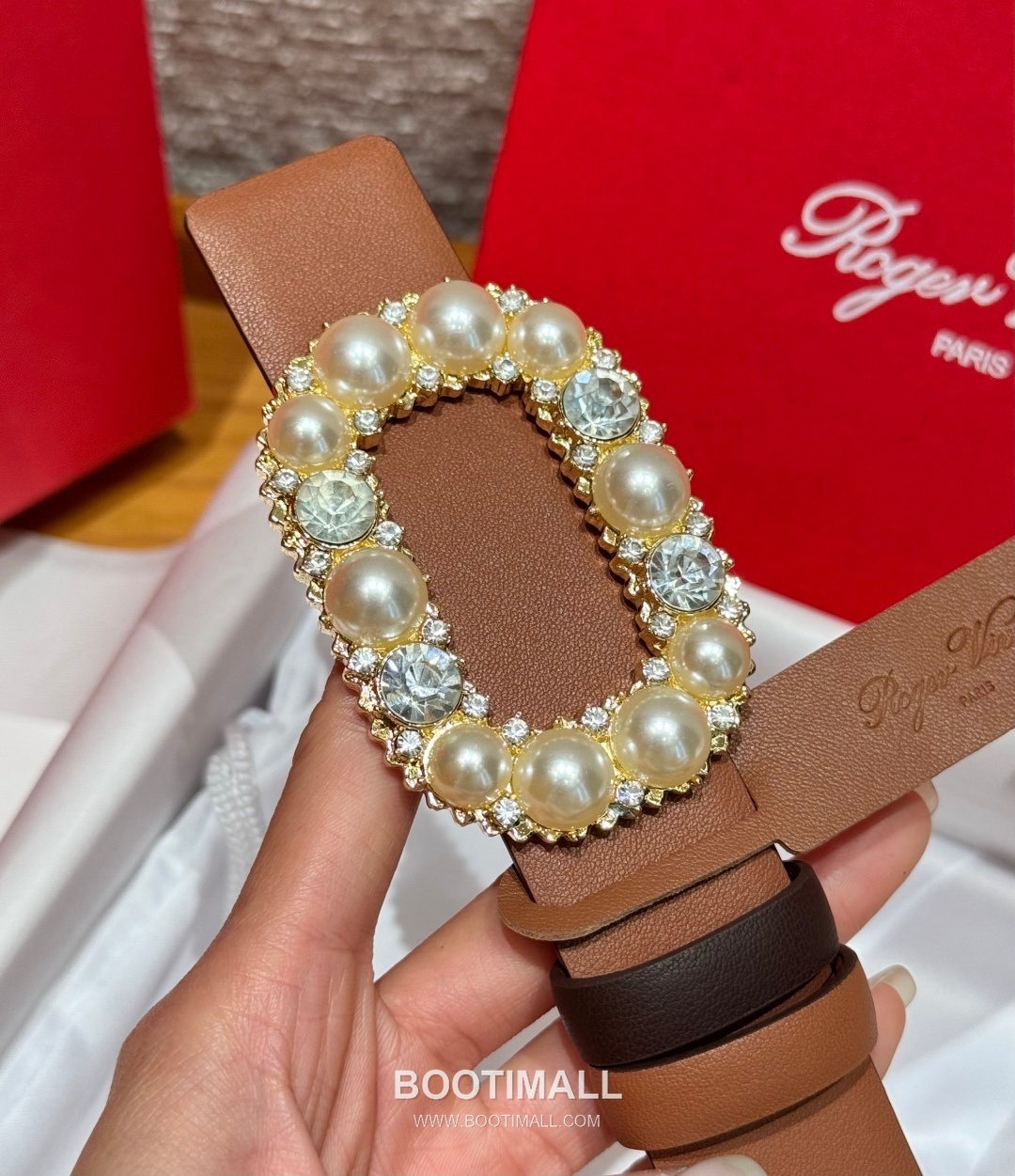 Roger Vivier Calfskin Leather Reversible Belt with Square Logo Buckle Gold-Plated 로저비비에 카프스킨 레더 리버서블 벨트 스퀘어 로고 버클 황동 베이스 금도금 3.0cm 7