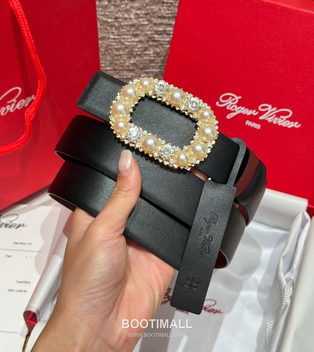 Roger Vivier Calfskin Leather Reversible Belt with Square Logo Buckle Gold-Plated 로저비비에 카프스킨 레더 리버서블 벨트 스퀘어 로고 버클 황동 베이스 금도금 3.0cm 2