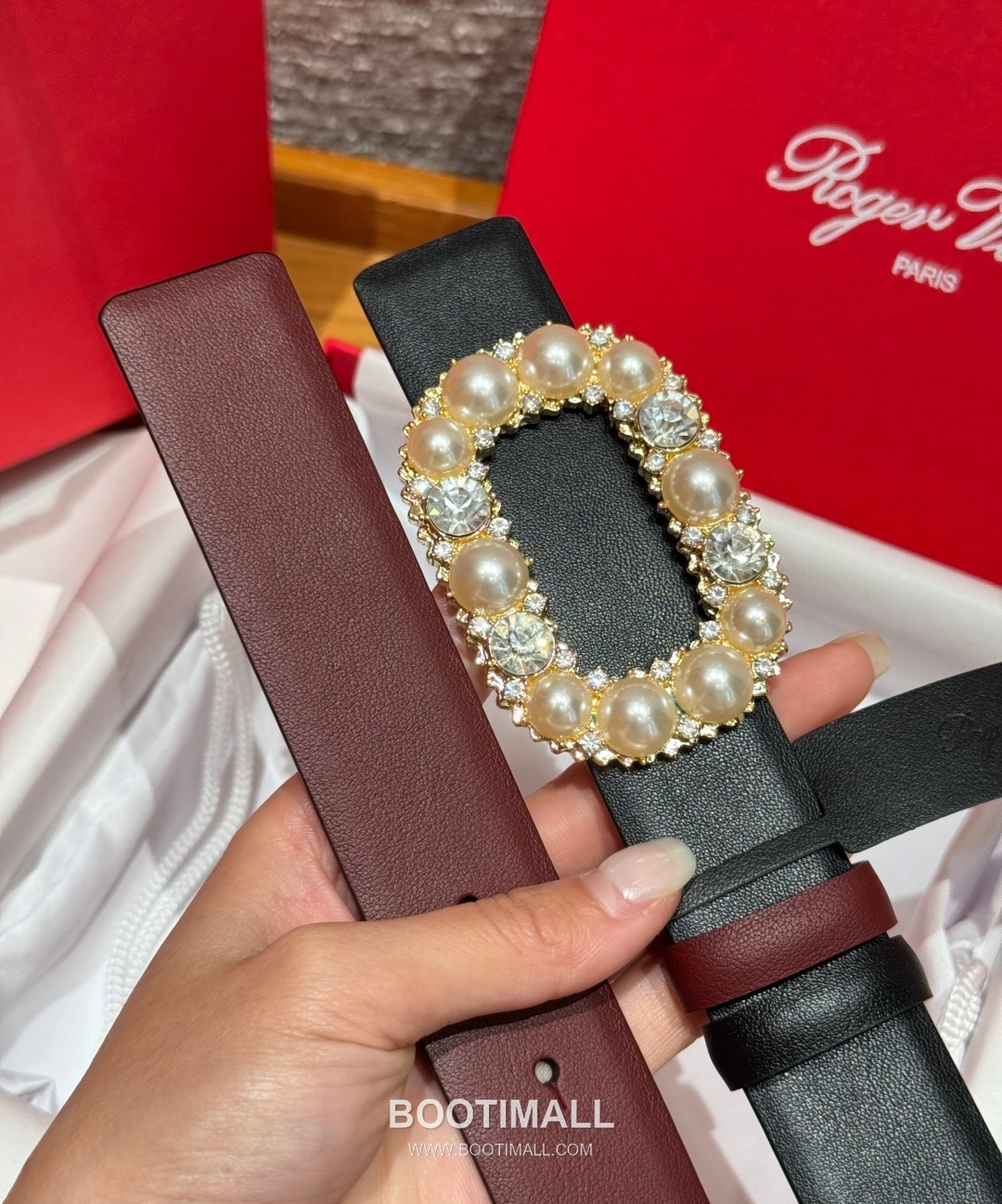 Roger Vivier Calfskin Leather Reversible Belt with Square Logo Buckle Gold-Plated 로저비비에 카프스킨 레더 리버서블 벨트 스퀘어 로고 버클 황동 베이스 금도금 3.0cm 6