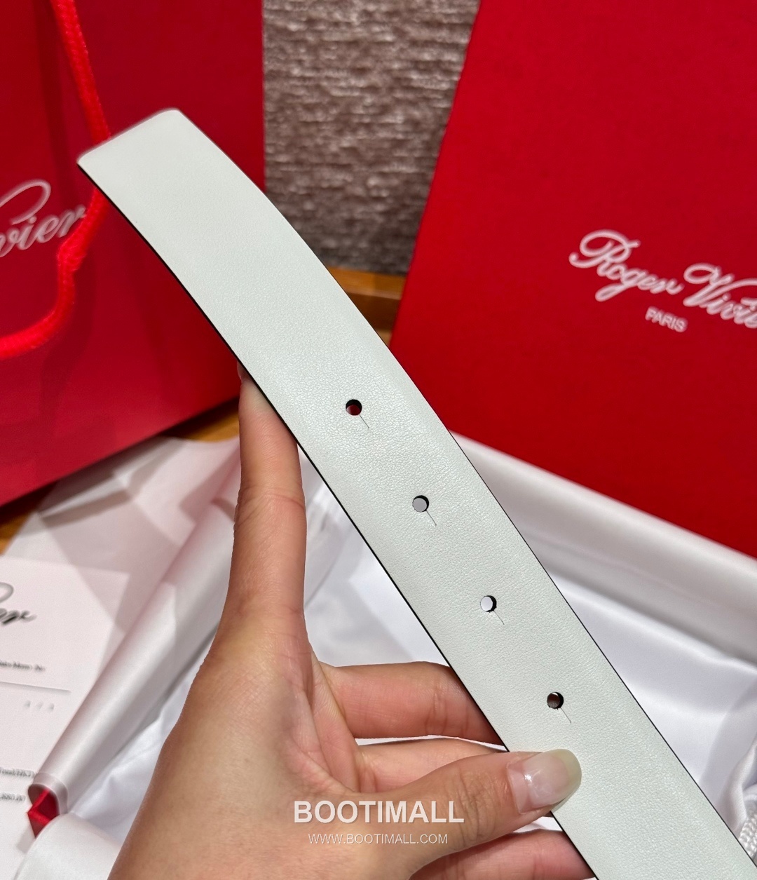 Roger Vivier Calfskin Leather Reversible Belt with Square Logo Buckle Gold-Plated 로저비비에 카프스킨 레더 리버서블 벨트 스퀘어 로고 버클 황동 베이스 금도금 3.0cm 7