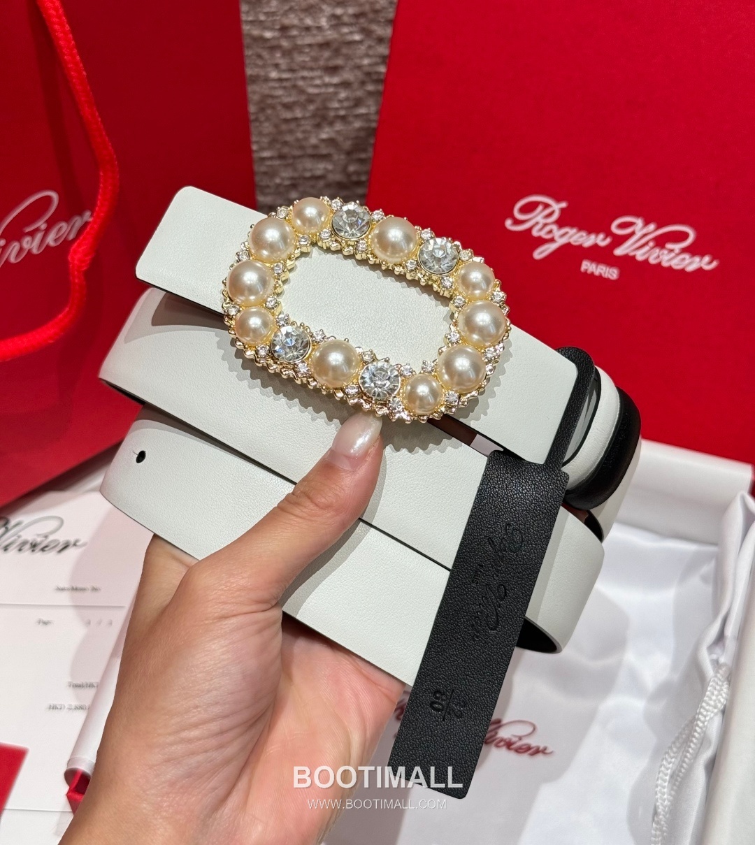 Roger Vivier Calfskin Leather Reversible Belt with Square Logo Buckle Gold-Plated 로저비비에 카프스킨 레더 리버서블 벨트 스퀘어 로고 버클 황동 베이스 금도금 3.0cm 2