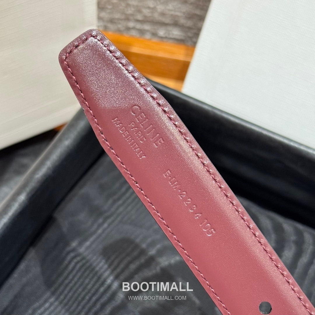 Celine Disc Taurillon Leather Reversible Belt with Disc Buckle Gold-Plated 셀린느 디스크 토릴론 레더 리버서블 벨트 디스크 버클 황동 베이스 금도금 2.5cm 9