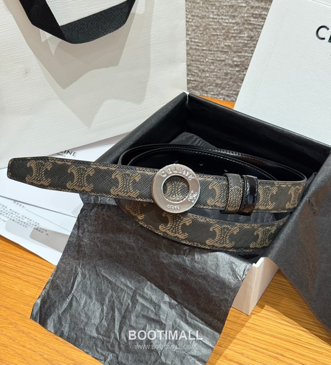 Celine Disc Taurillon Leather Reversible Belt with Disc Buckle Gold-Plated 셀린느 디스크 토릴론 레더 리버서블 벨트 디스크 버클 황동 베이스 금도금 2.5cm 1