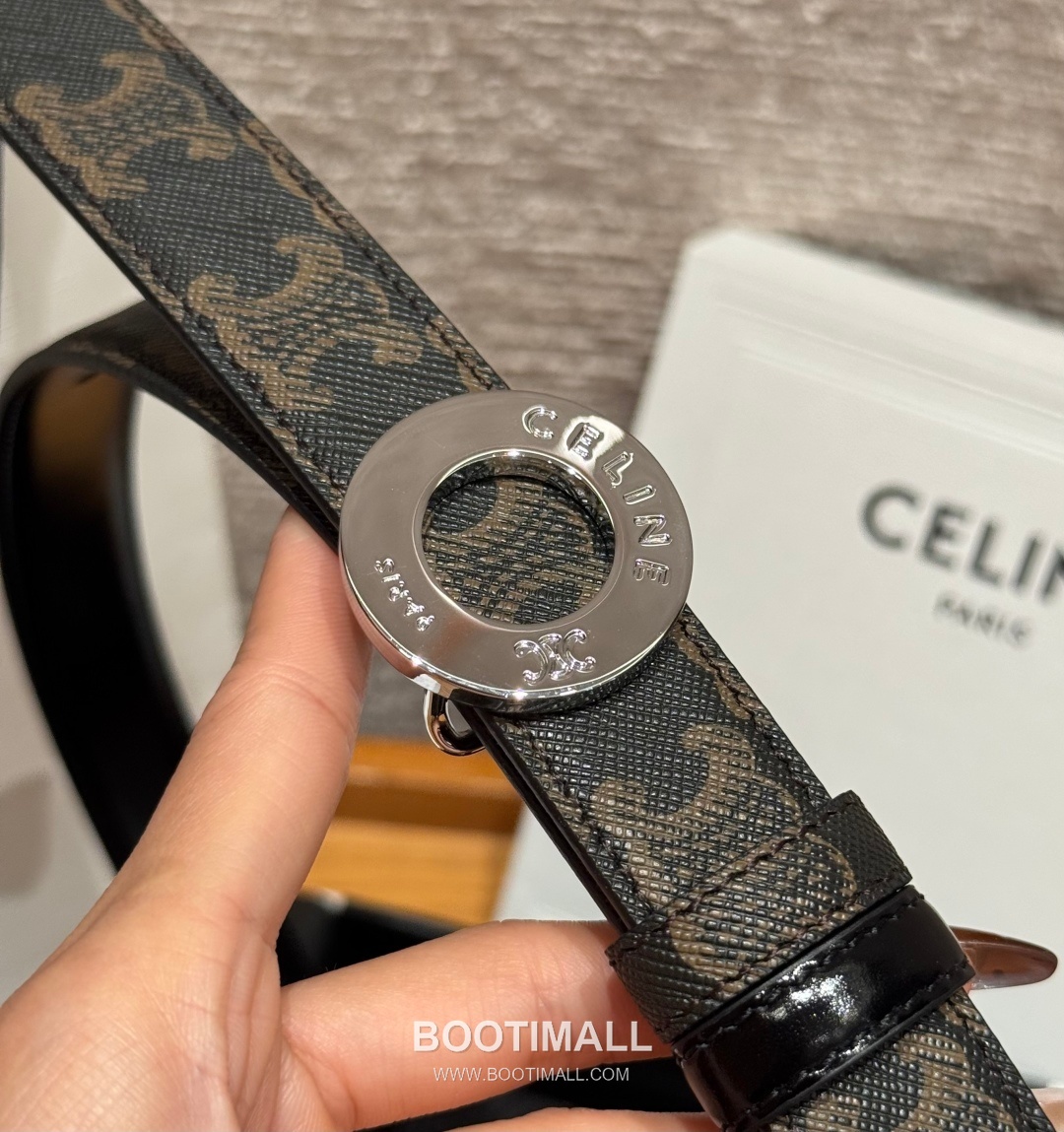 Celine Disc Taurillon Leather Reversible Belt with Disc Buckle Gold-Plated 셀린느 디스크 토릴론 레더 리버서블 벨트 디스크 버클 황동 베이스 금도금 2.5cm 4
