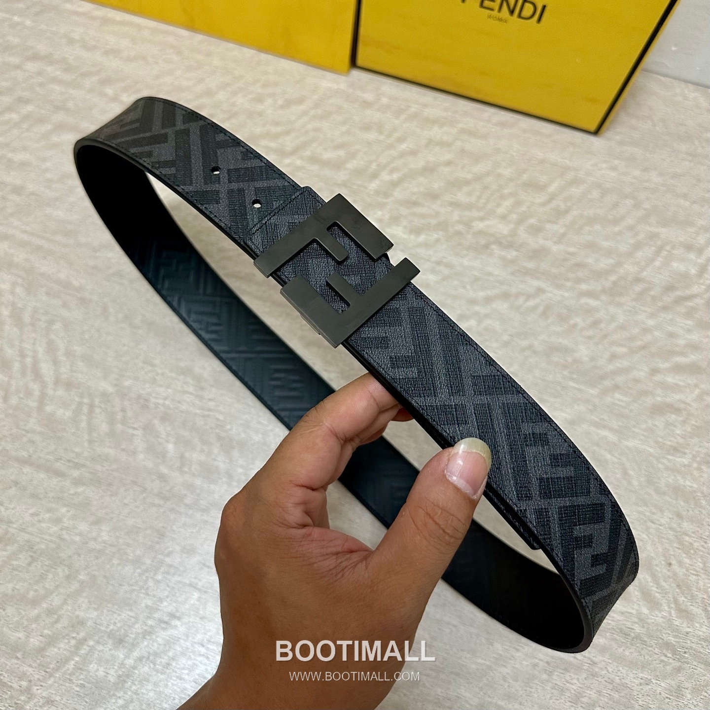 Fendi FF Cuoio Romano Calfskin Reversible Belt with FF Logo Buckle Palladium 펜디 FF 쿠오이오 로마노 카프스킨 리버서블 벨트 FF 로고 버클 황동 베이스 팔라듐 피니시 4.0cm 1