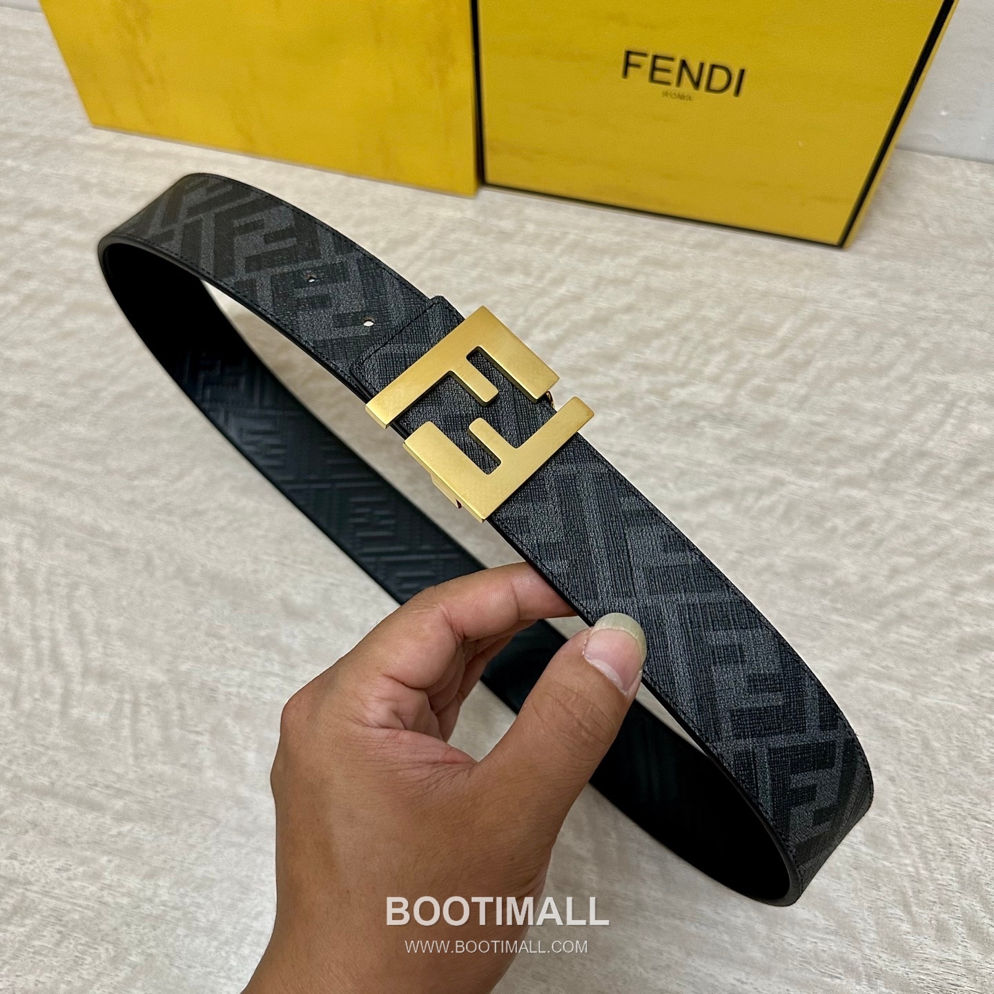 Fendi FF Cuoio Romano Calfskin Reversible Belt with FF Logo Buckle Palladium 펜디 FF 쿠오이오 로마노 카프스킨 리버서블 벨트 FF 로고 버클 황동 베이스 팔라듐 피니시 4.0cm 1