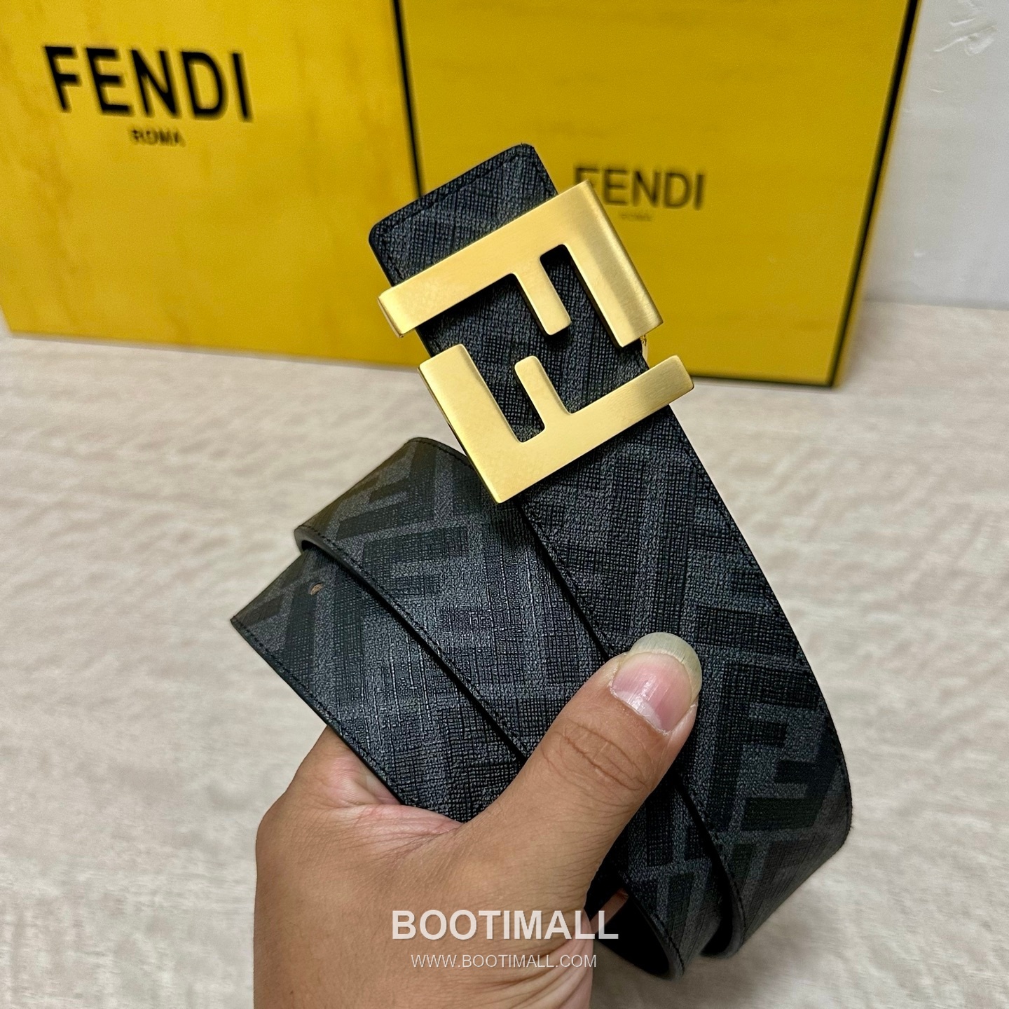 Fendi FF Cuoio Romano Calfskin Reversible Belt with FF Logo Buckle Palladium 펜디 FF 쿠오이오 로마노 카프스킨 리버서블 벨트 FF 로고 버클 황동 베이스 팔라듐 피니시 4.0cm 2