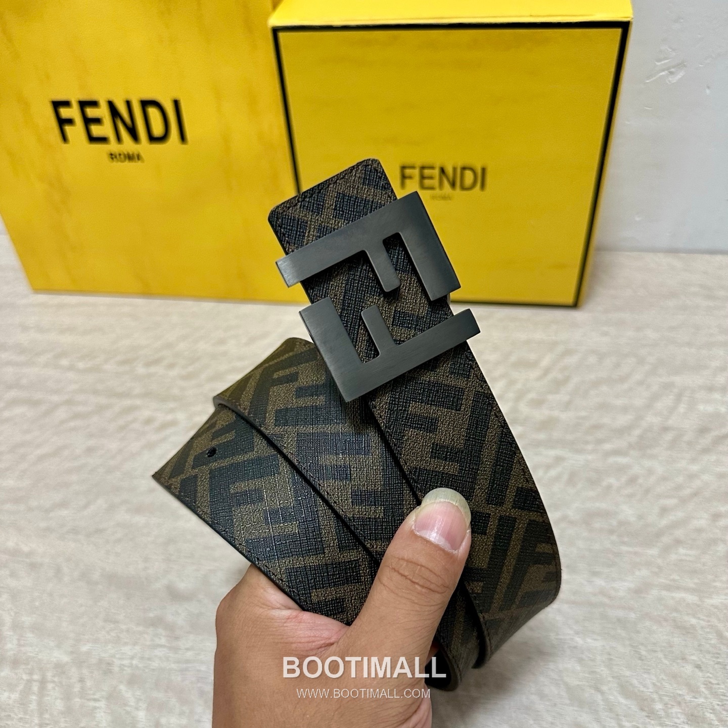 Fendi FF Cuoio Romano Calfskin Reversible Belt with FF Logo Buckle Palladium 펜디 FF 쿠오이오 로마노 카프스킨 리버서블 벨트 FF 로고 버클 황동 베이스 팔라듐 피니시 4.0cm 2