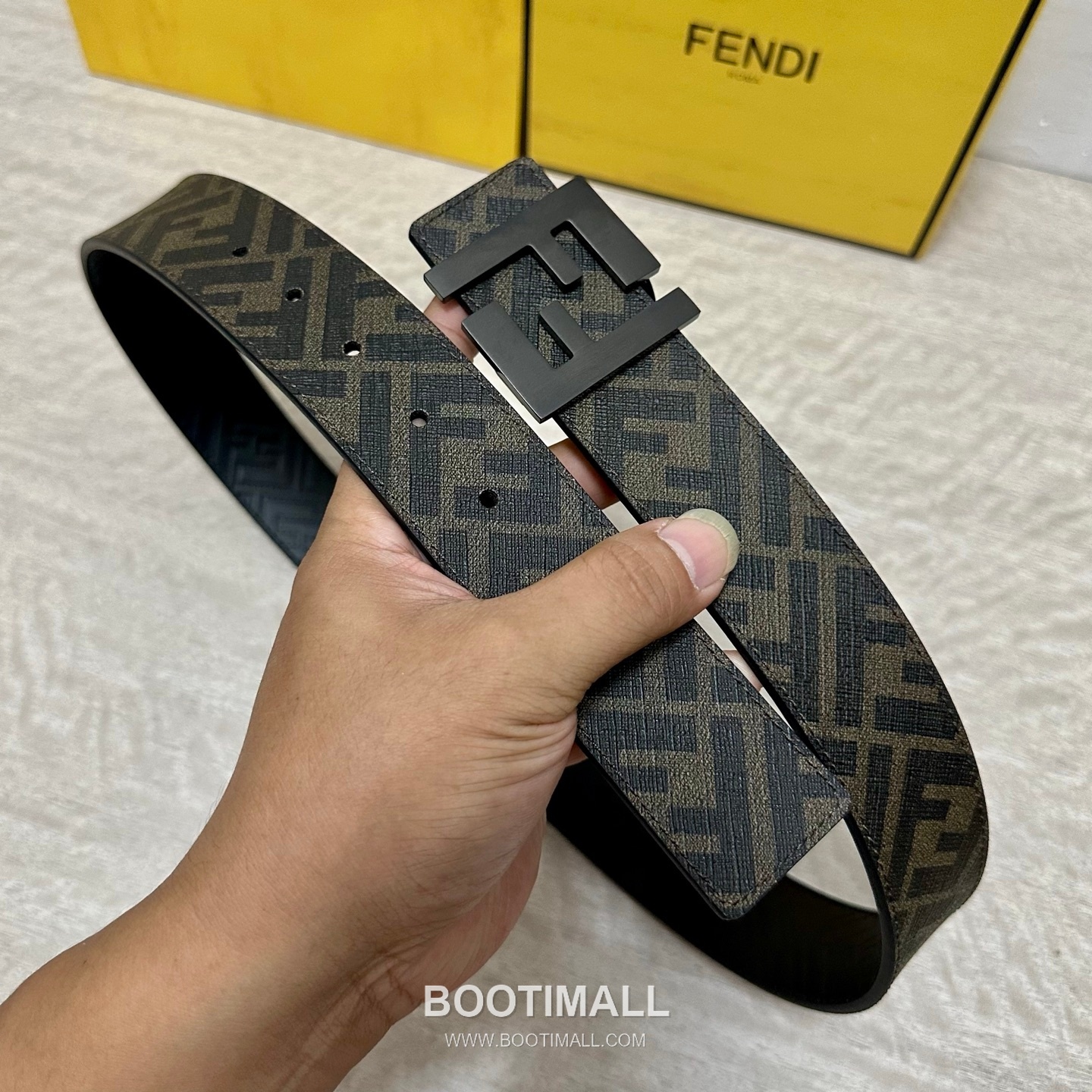 Fendi FF Cuoio Romano Calfskin Reversible Belt with FF Logo Buckle Palladium 펜디 FF 쿠오이오 로마노 카프스킨 리버서블 벨트 FF 로고 버클 황동 베이스 팔라듐 피니시 4.0cm 3