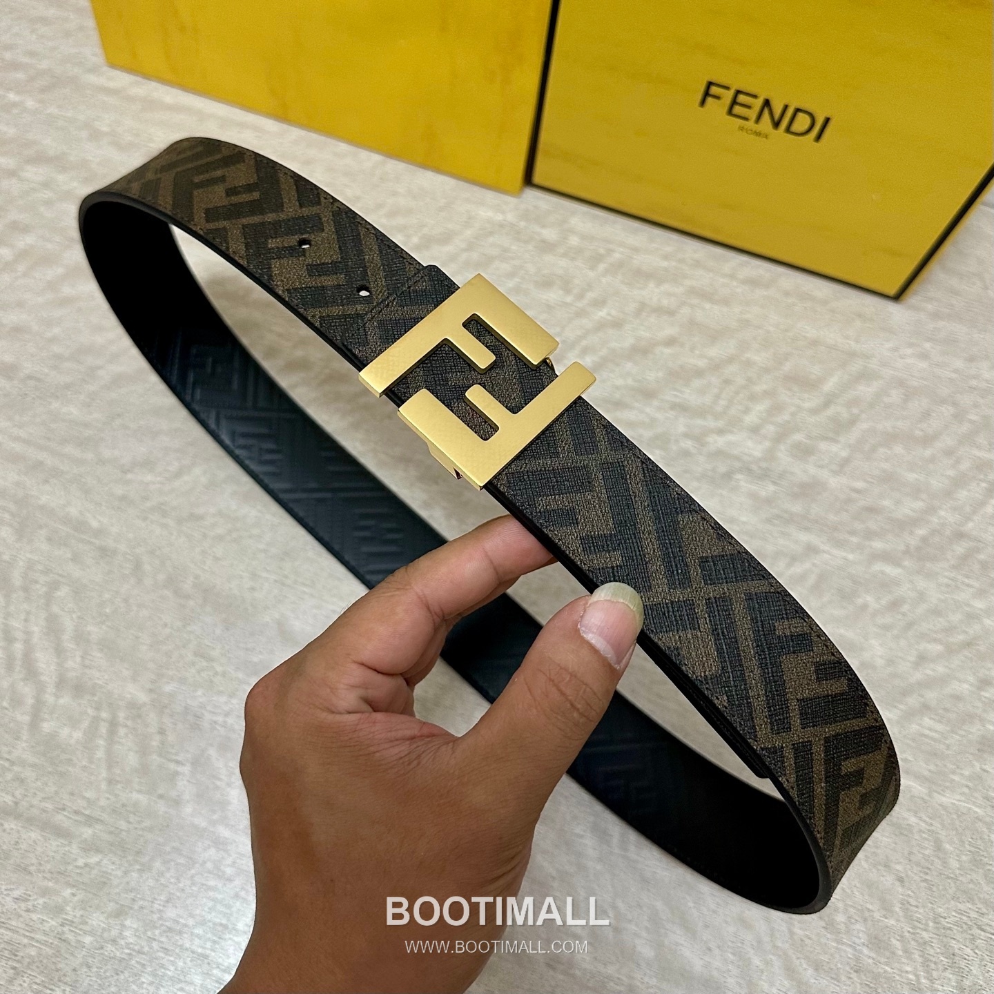 Fendi FF Cuoio Romano Calfskin Reversible Belt with FF Logo Buckle Palladium 펜디 FF 쿠오이오 로마노 카프스킨 리버서블 벨트 FF 로고 버클 황동 베이스 팔라듐 피니시 4.0cm 1