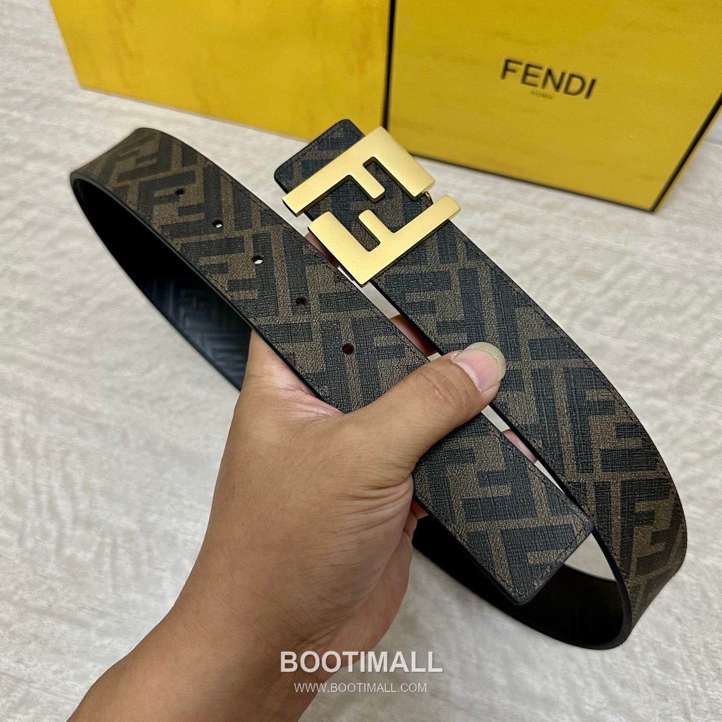 Fendi FF Cuoio Romano Calfskin Reversible Belt with FF Logo Buckle Palladium 펜디 FF 쿠오이오 로마노 카프스킨 리버서블 벨트 FF 로고 버클 황동 베이스 팔라듐 피니시 4.0cm 3
