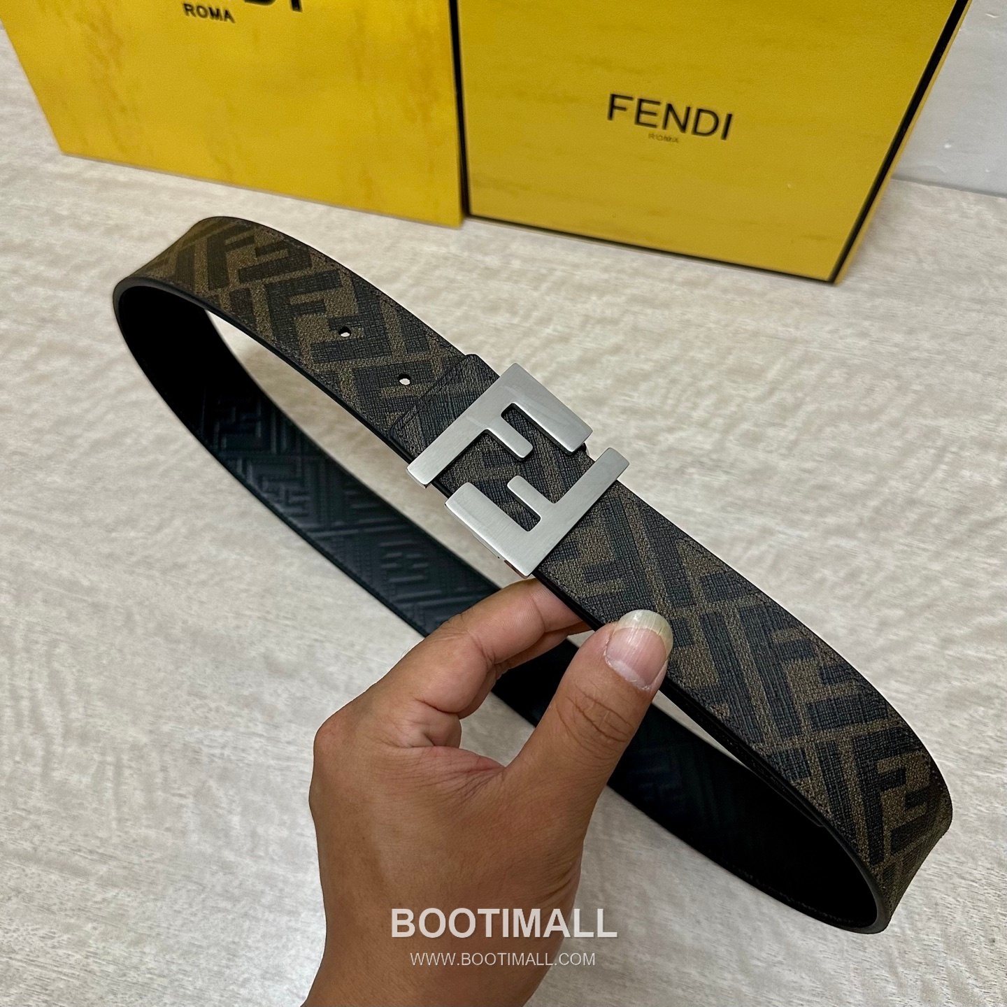 Fendi FF Cuoio Romano Calfskin Reversible Belt with FF Logo Buckle Palladium 펜디 FF 쿠오이오 로마노 카프스킨 리버서블 벨트 FF 로고 버클 황동 베이스 팔라듐 피니시 4.0cm 1