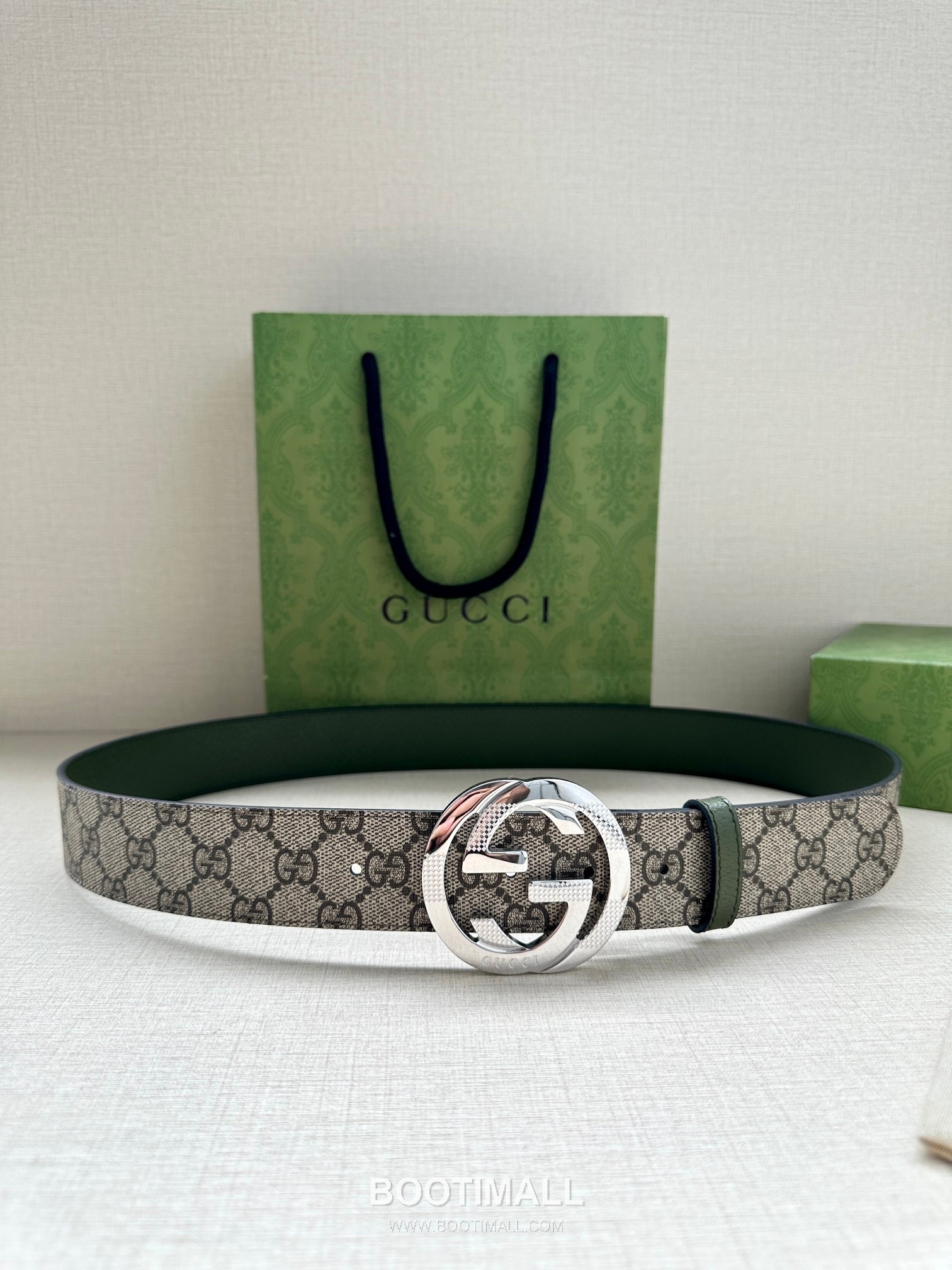 Gucci GG Marmont GG Supreme Canvas Reversible Belt with Double G Buckle Palladium 구찌 GG 마몬트 GG 슈프림 캔버스 리버서블 벨트 더블G 버클 황동 베이스 팔라듐 피니시 3.8cm 5