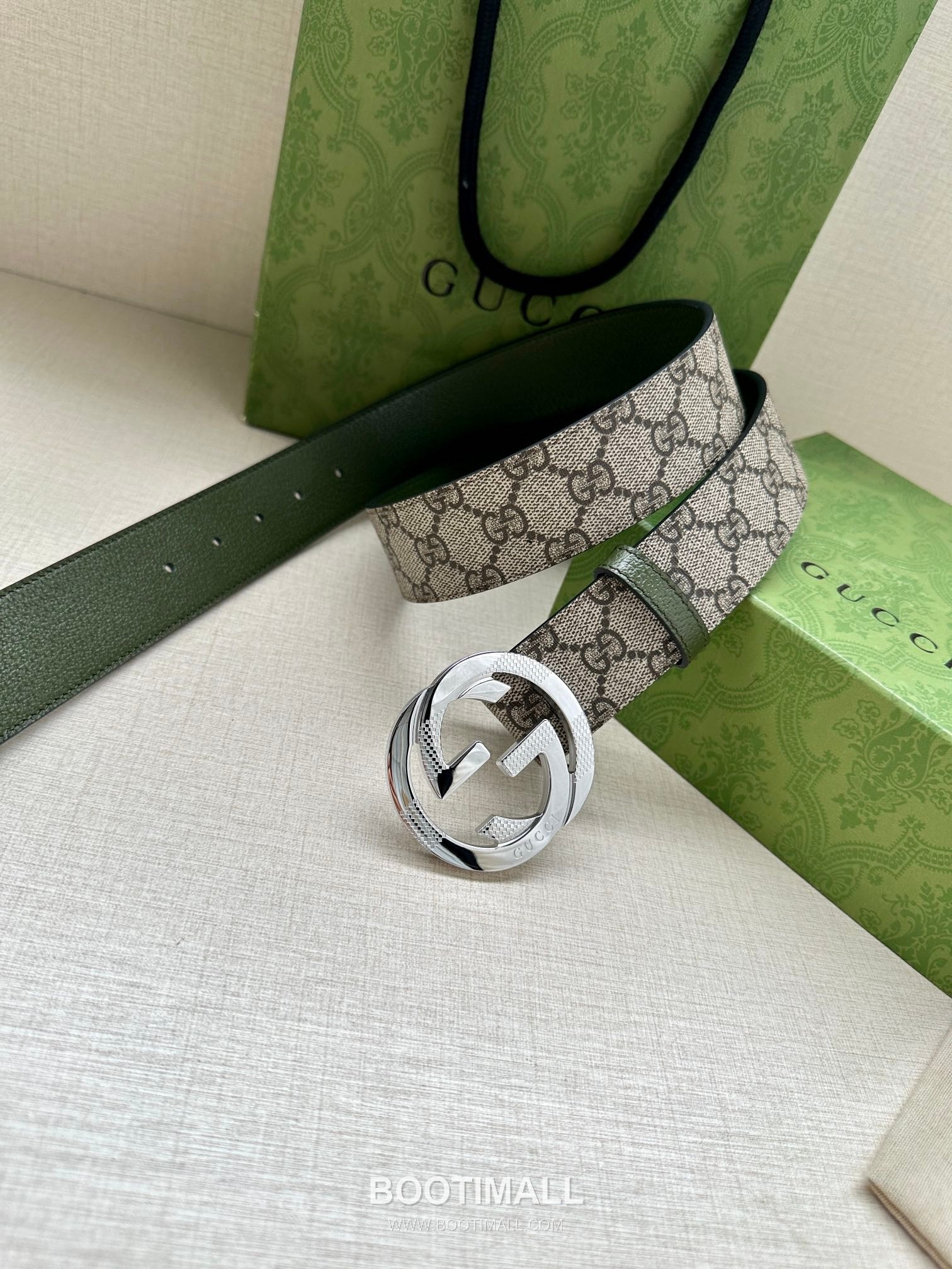 Gucci GG Marmont GG Supreme Canvas Reversible Belt with Double G Buckle Palladium 구찌 GG 마몬트 GG 슈프림 캔버스 리버서블 벨트 더블G 버클 황동 베이스 팔라듐 피니시 3.8cm 7