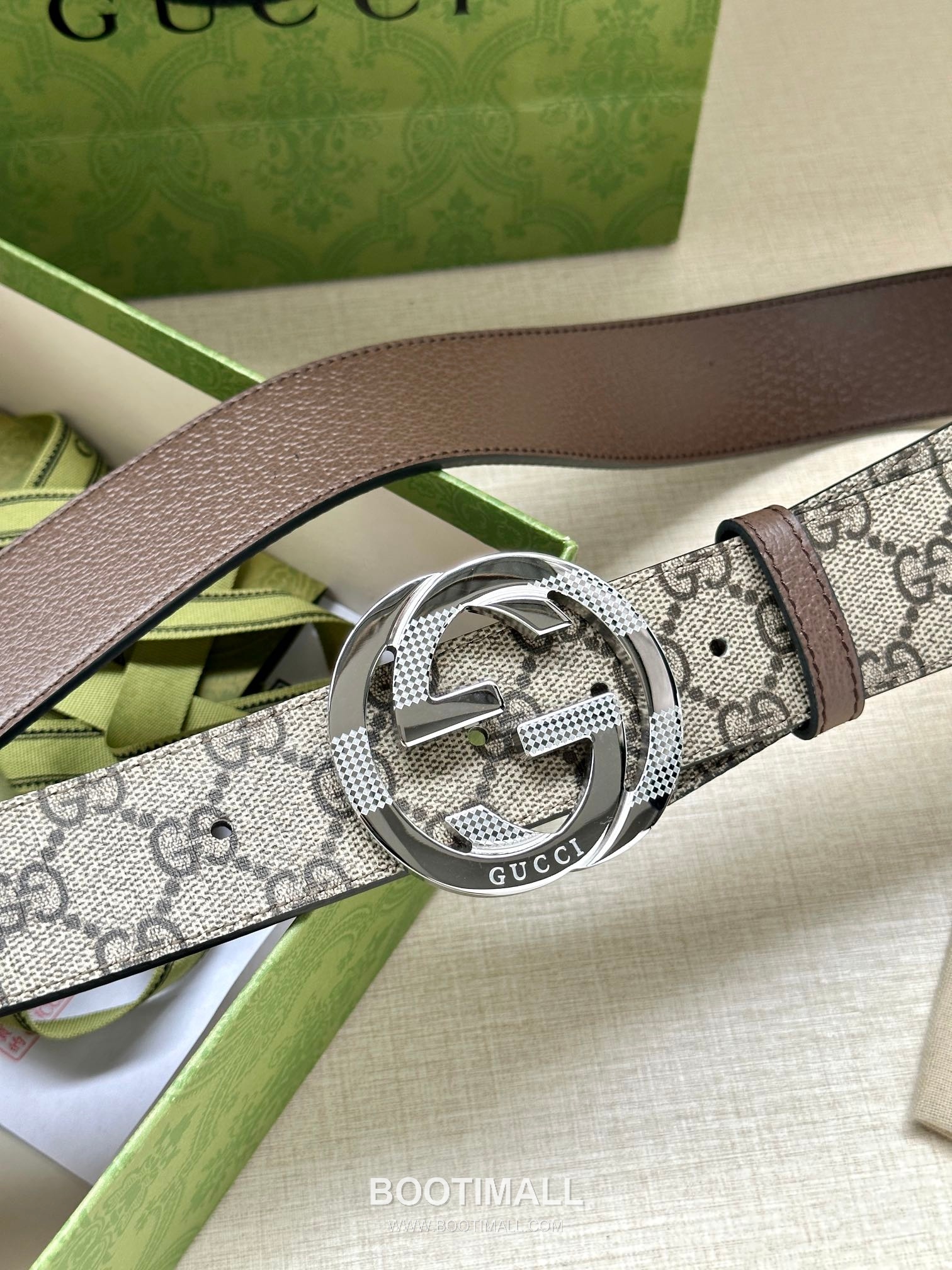 Gucci GG Marmont GG Supreme Canvas Reversible Belt with Double G Buckle Palladium 구찌 GG 마몬트 GG 슈프림 캔버스 리버서블 벨트 더블G 버클 황동 베이스 팔라듐 피니시 3.8cm 6