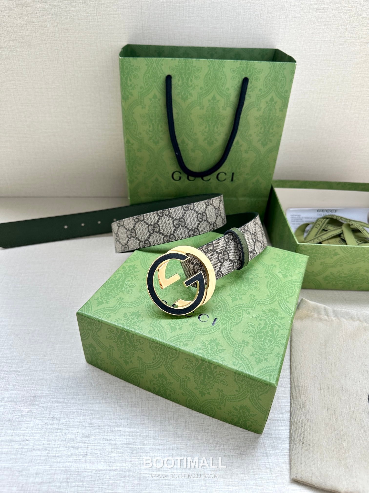 Gucci GG Marmont GG Supreme Canvas Reversible Belt with Double G Buckle Palladium 구찌 GG 마몬트 GG 슈프림 캔버스 리버서블 벨트 더블G 버클 황동 베이스 팔라듐 피니시 3.8cm 3