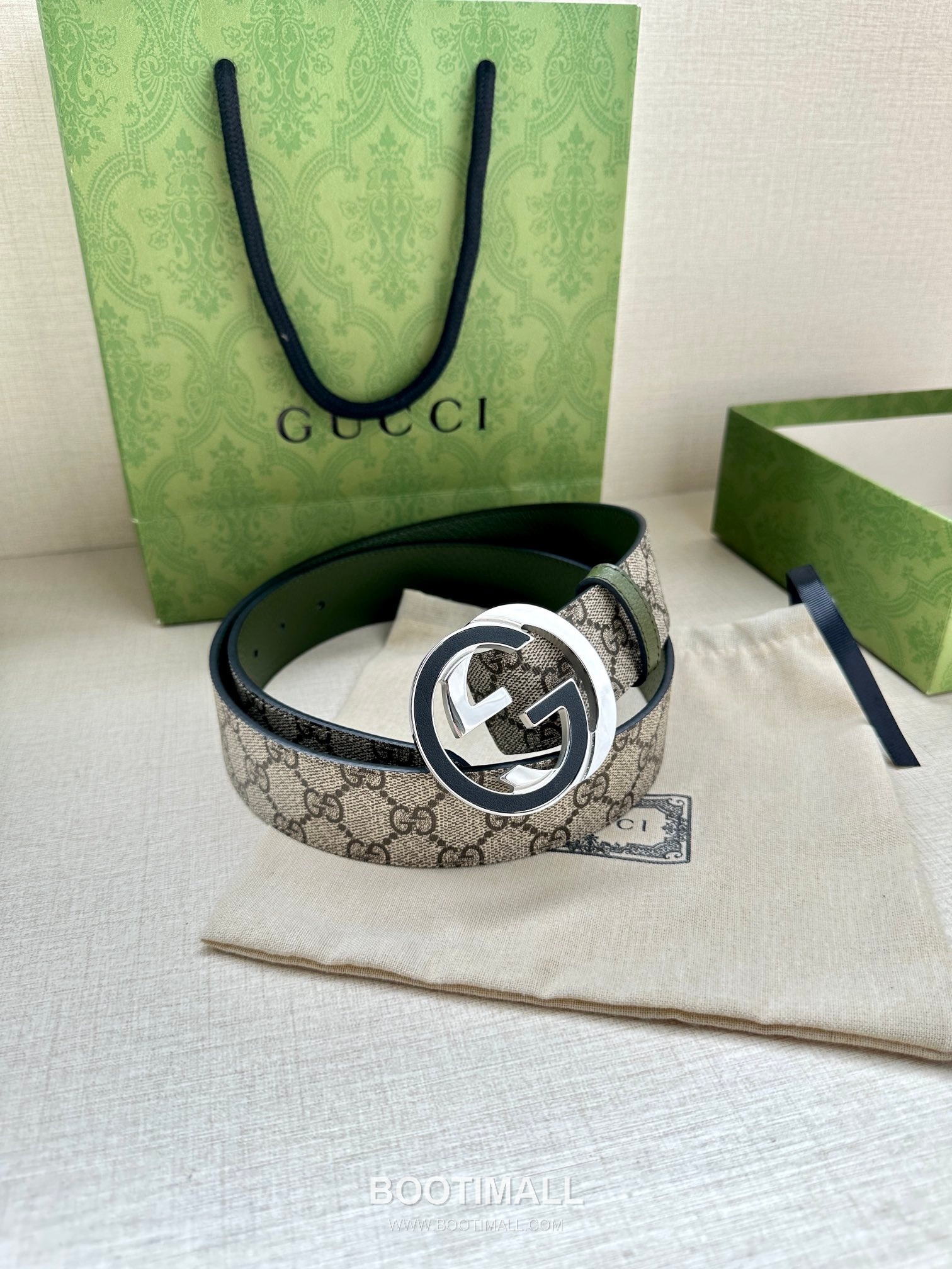 Gucci GG Marmont GG Supreme Canvas Reversible Belt with Double G Buckle Palladium 구찌 GG 마몬트 GG 슈프림 캔버스 리버서블 벨트 더블G 버클 황동 베이스 팔라듐 피니시 3.8cm 7