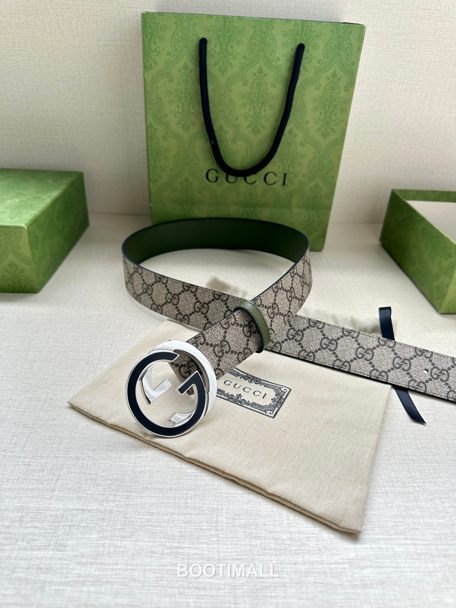 Gucci GG Marmont GG Supreme Canvas Reversible Belt with Double G Buckle Palladium 구찌 GG 마몬트 GG 슈프림 캔버스 리버서블 벨트 더블G 버클 황동 베이스 팔라듐 피니시 3.8cm 9