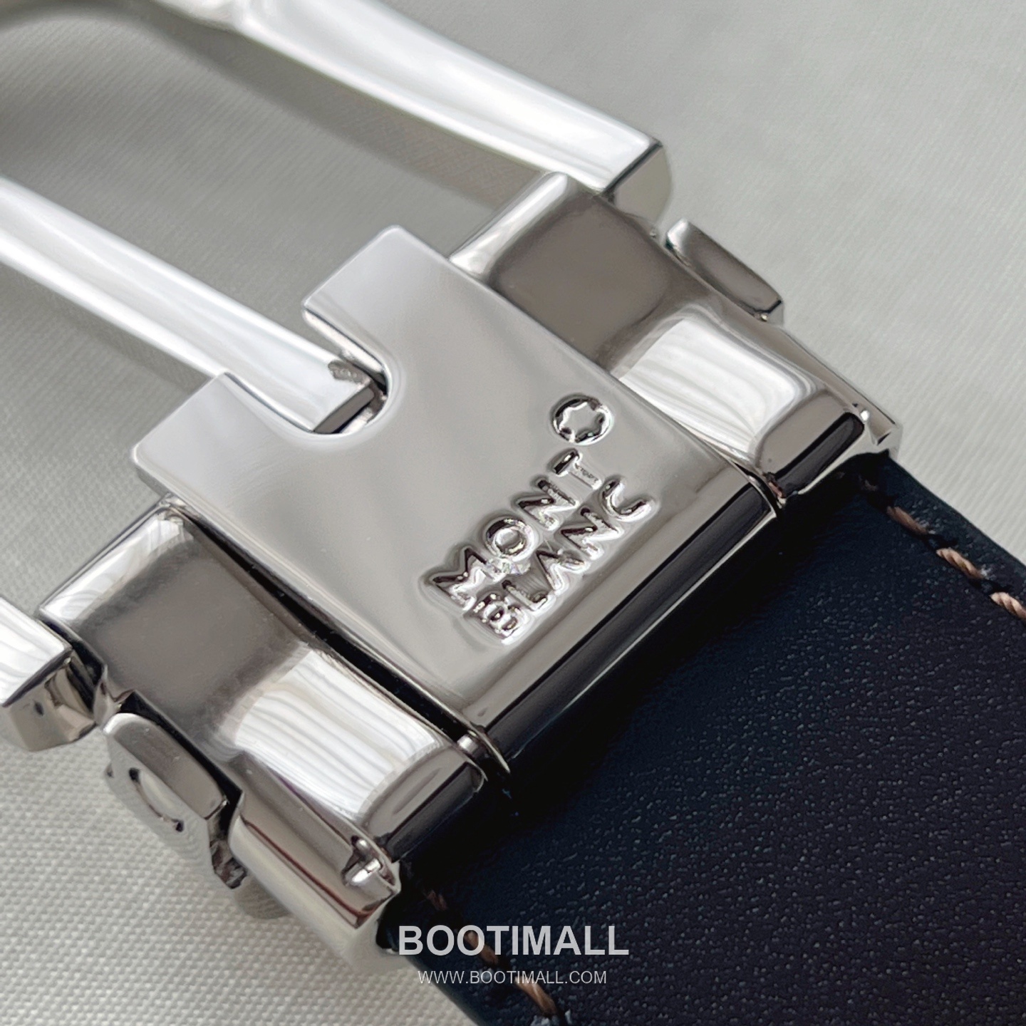 Montblanc Calfskin Grained Smooth Leather Reversible Belt with Star Logo Pin Buckle Palladium 몽블랑 카프스킨 그레인 스무스 레더 리버서블 벨트 스타 로고 핀 버클 황동 베이스 팔라듐 피니시 MB131188 3.5cm 3