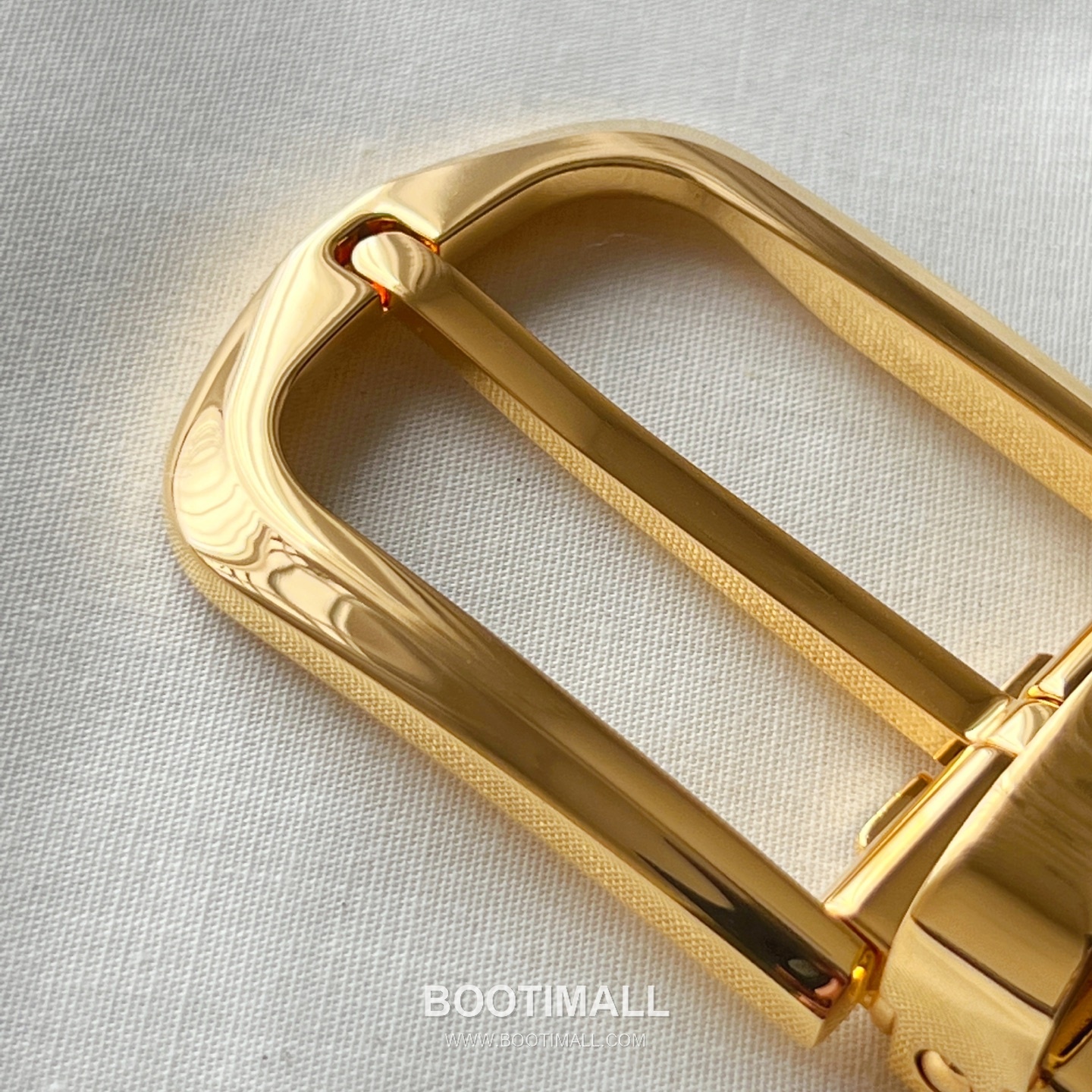 Montblanc Calfskin Grained Smooth Leather Reversible Belt with Star Logo Pin Buckle Palladium 몽블랑 카프스킨 그레인 스무스 레더 리버서블 벨트 스타 로고 핀 버클 황동 베이스 팔라듐 피니시 MB131188 3.5cm 2