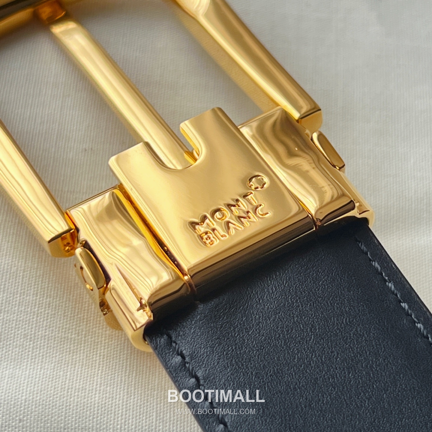 Montblanc Calfskin Grained Smooth Leather Reversible Belt with Star Logo Pin Buckle Palladium 몽블랑 카프스킨 그레인 스무스 레더 리버서블 벨트 스타 로고 핀 버클 황동 베이스 팔라듐 피니시 MB131188 3.5cm 3