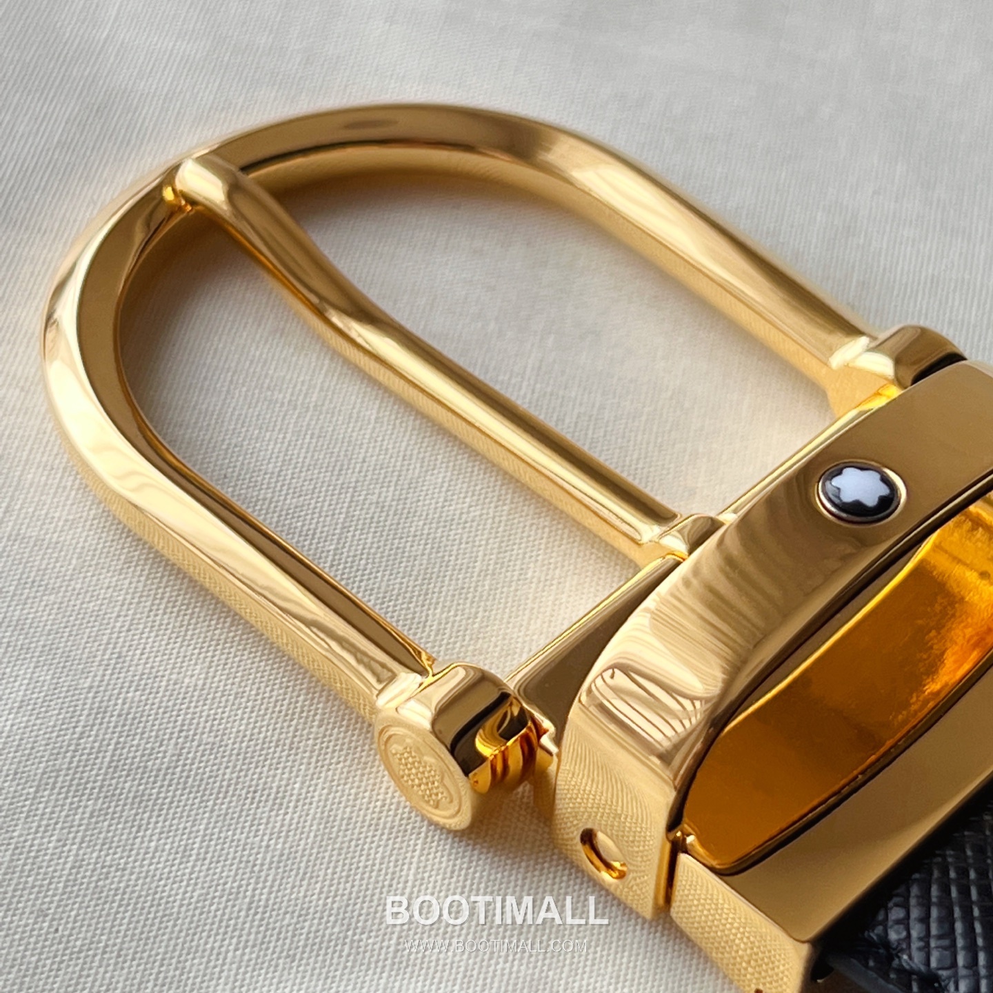 Montblanc Calfskin Grained Smooth Leather Reversible Belt with Star Logo Pin Buckle Palladium 몽블랑 카프스킨 그레인 스무스 레더 리버서블 벨트 스타 로고 핀 버클 황동 베이스 팔라듐 피니시 MB131188 3.5cm 2