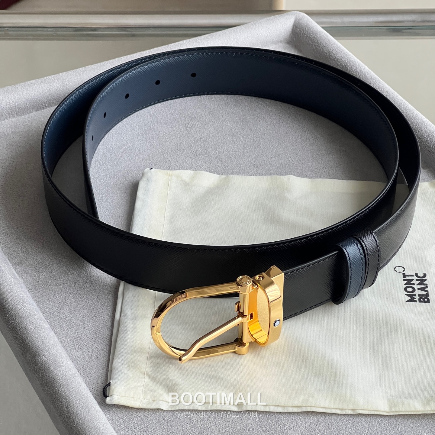 Montblanc Calfskin Grained Smooth Leather Reversible Belt with Star Logo Pin Buckle Palladium 몽블랑 카프스킨 그레인 스무스 레더 리버서블 벨트 스타 로고 핀 버클 황동 베이스 팔라듐 피니시 MB131188 3.5cm 9