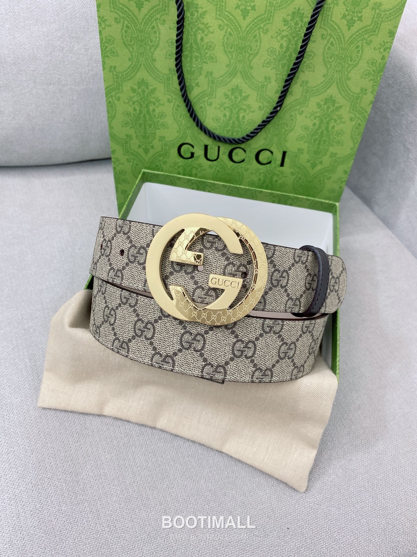 Gucci Calfskin Leather Belt with GG Logo Buckle Palladium 구찌 카프스킨 레더 벨트 GG 로고 버클 황동 베이스 팔라듐 피니시 4.0cm 1