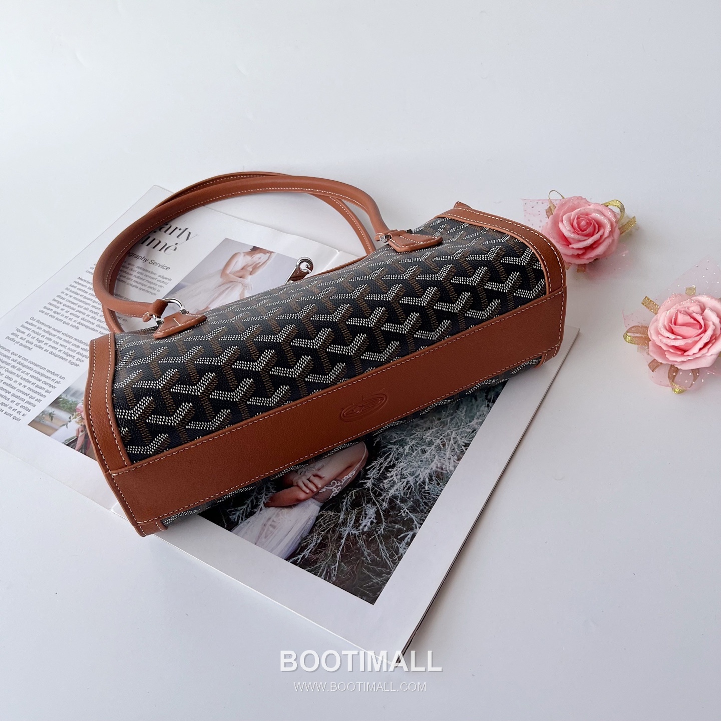 Goyard Bonbonniere Leather Baguette Shoulder Bag with Top Handle Strap 고야드 본보니에르 레더 바게트 숄더백 탑핸들 스트랩 30cm 9