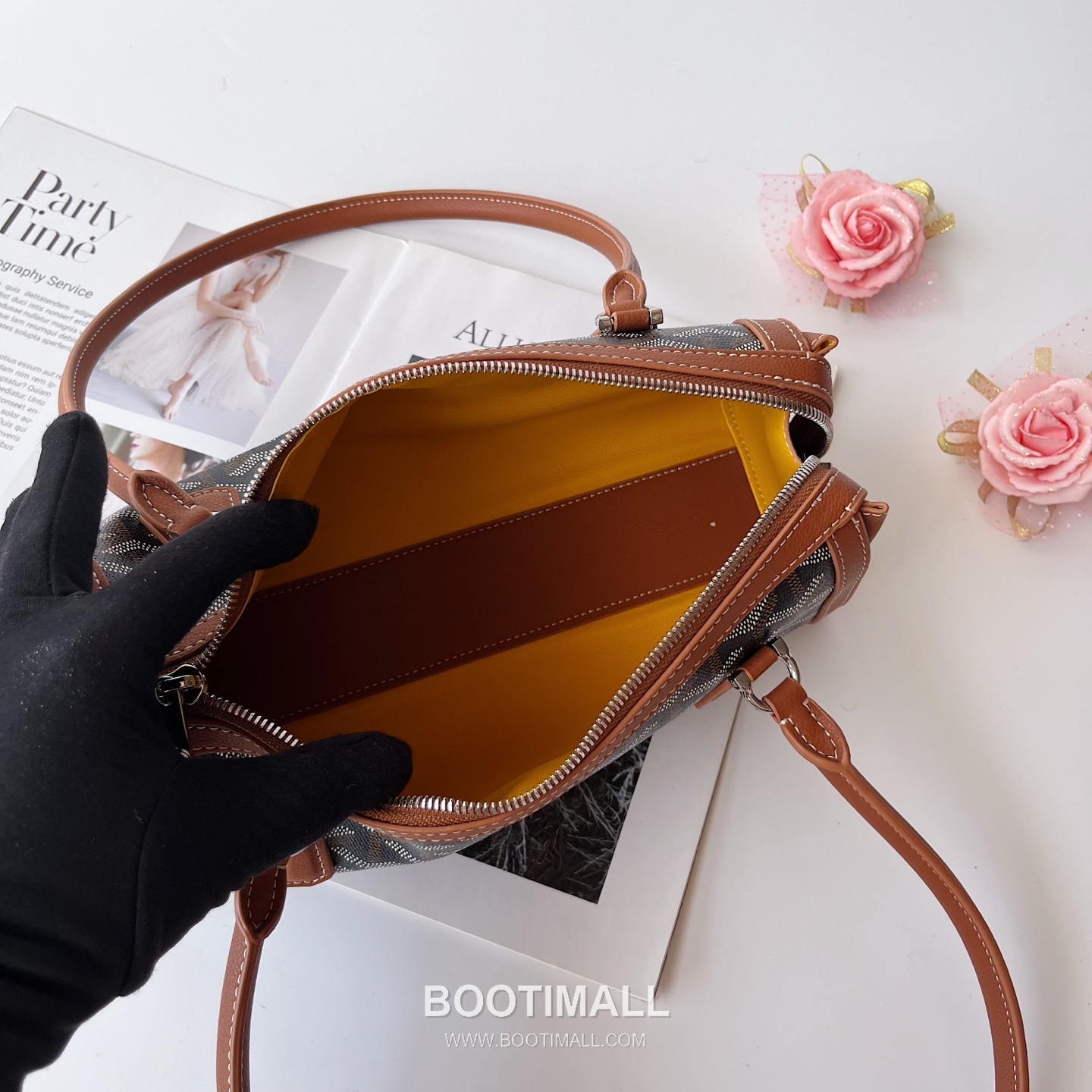 Goyard Bonbonniere Leather Baguette Shoulder Bag with Top Handle Strap 고야드 본보니에르 레더 바게트 숄더백 탑핸들 스트랩 30cm 12