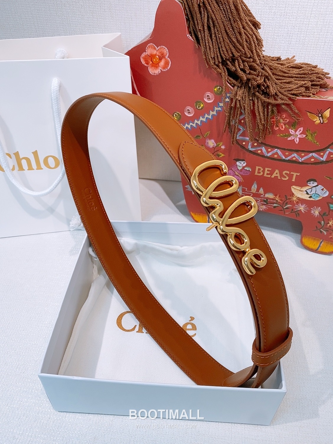 Chloé Calfskin Belt with Logo Buckle Gold-Plated 끌로에 카프스킨 벨트 로고 버클 3.0cm 1