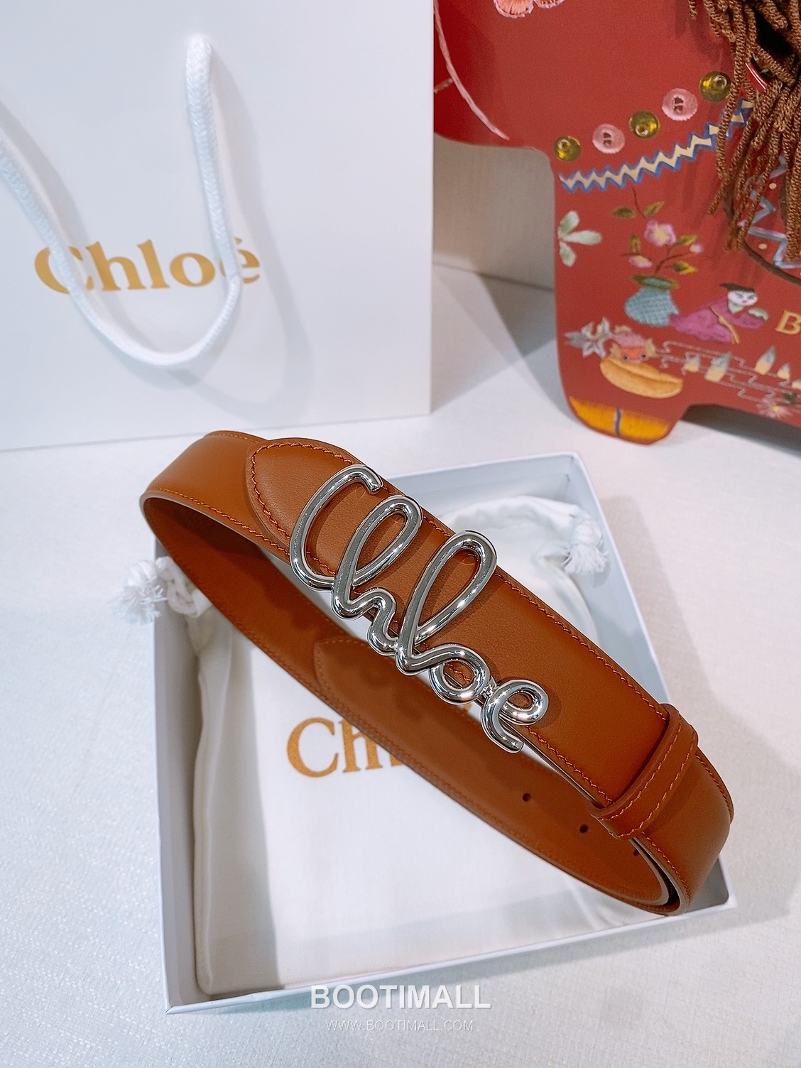 Chloé Calfskin Belt with Logo Buckle Gold-Plated 끌로에 카프스킨 벨트 로고 버클 3.0cm 6