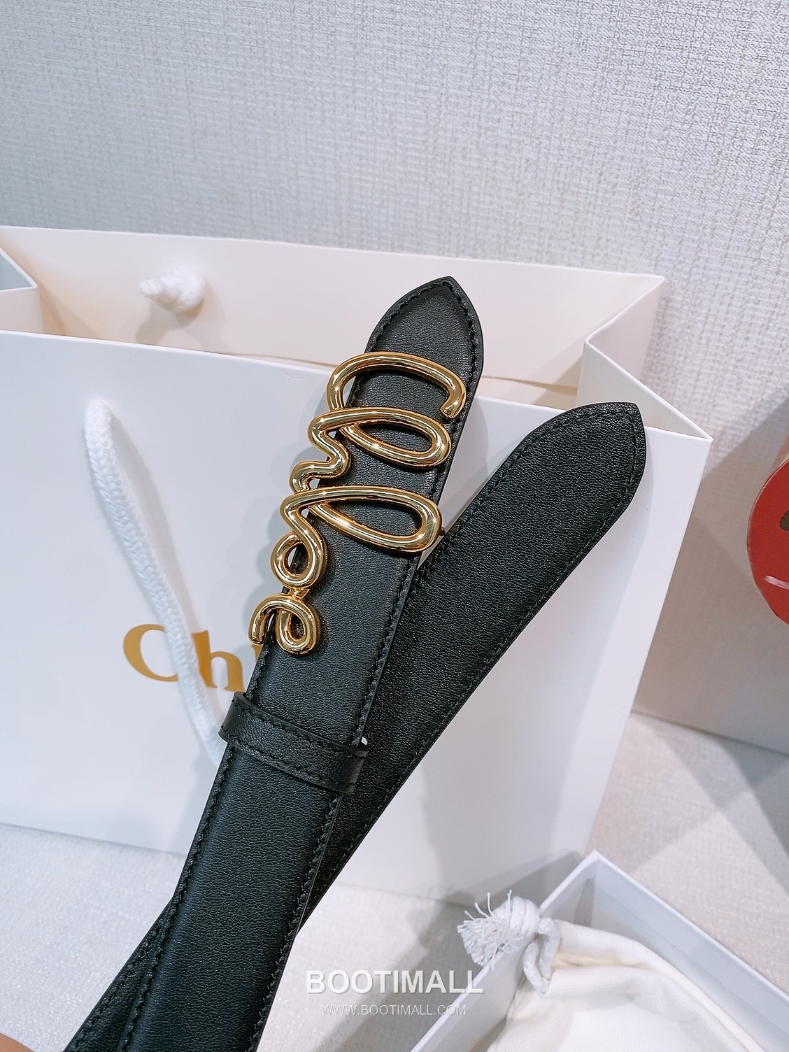 Chloé Calfskin Belt with Logo Buckle Gold-Plated 끌로에 카프스킨 벨트 로고 버클 3.0cm 3