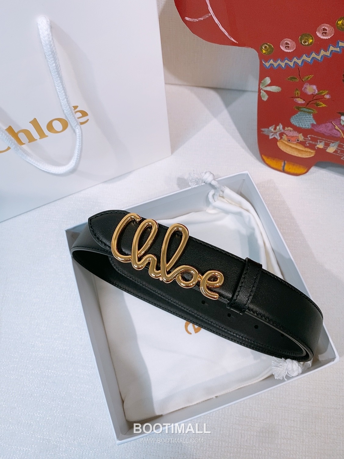 Chloé Calfskin Belt with Logo Buckle Gold-Plated 끌로에 카프스킨 벨트 로고 버클 3.0cm 6